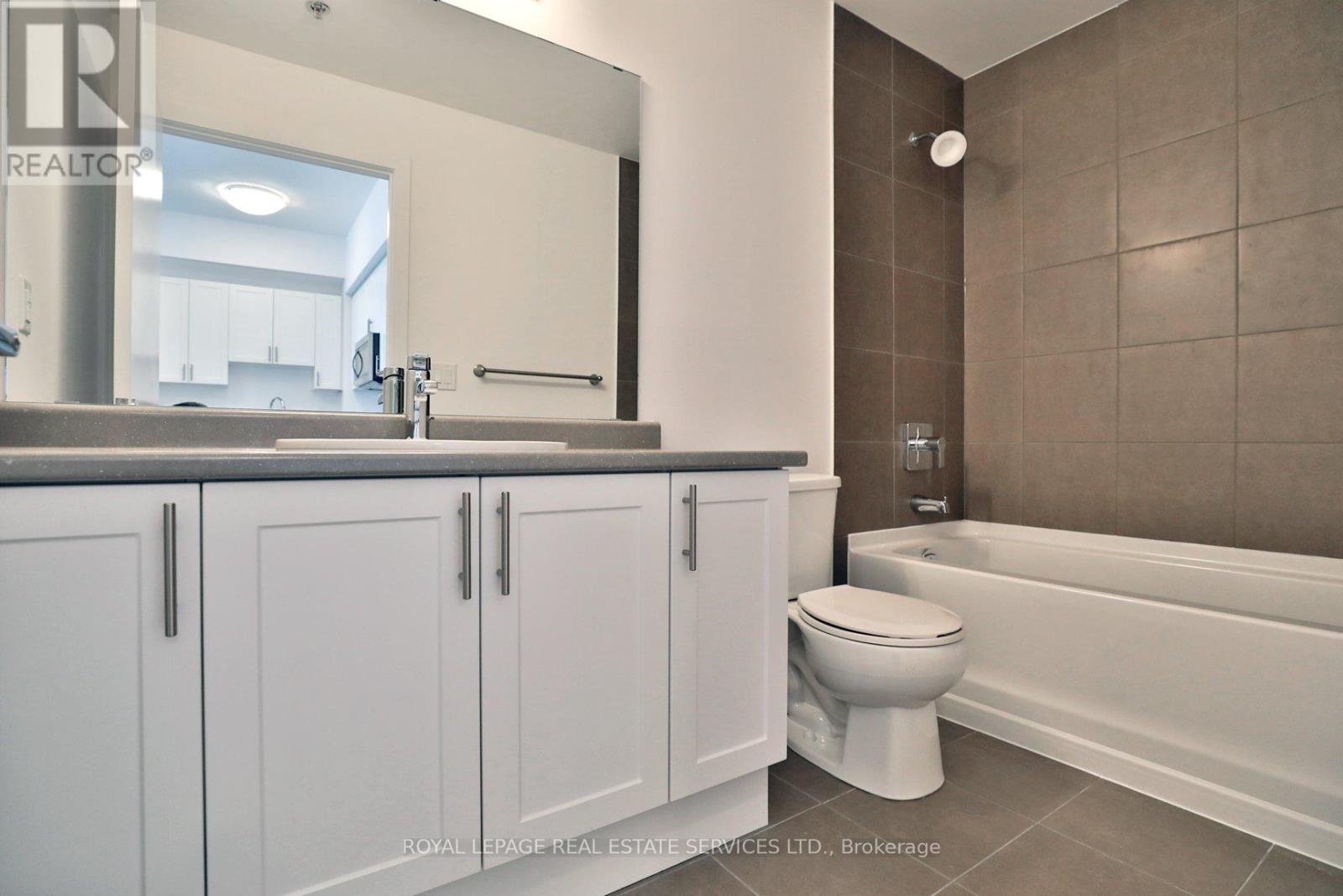 809 - 2486 Old Bronte Road, Oakville, Ontario  L6M 4J2 - Photo 22 - W12141574