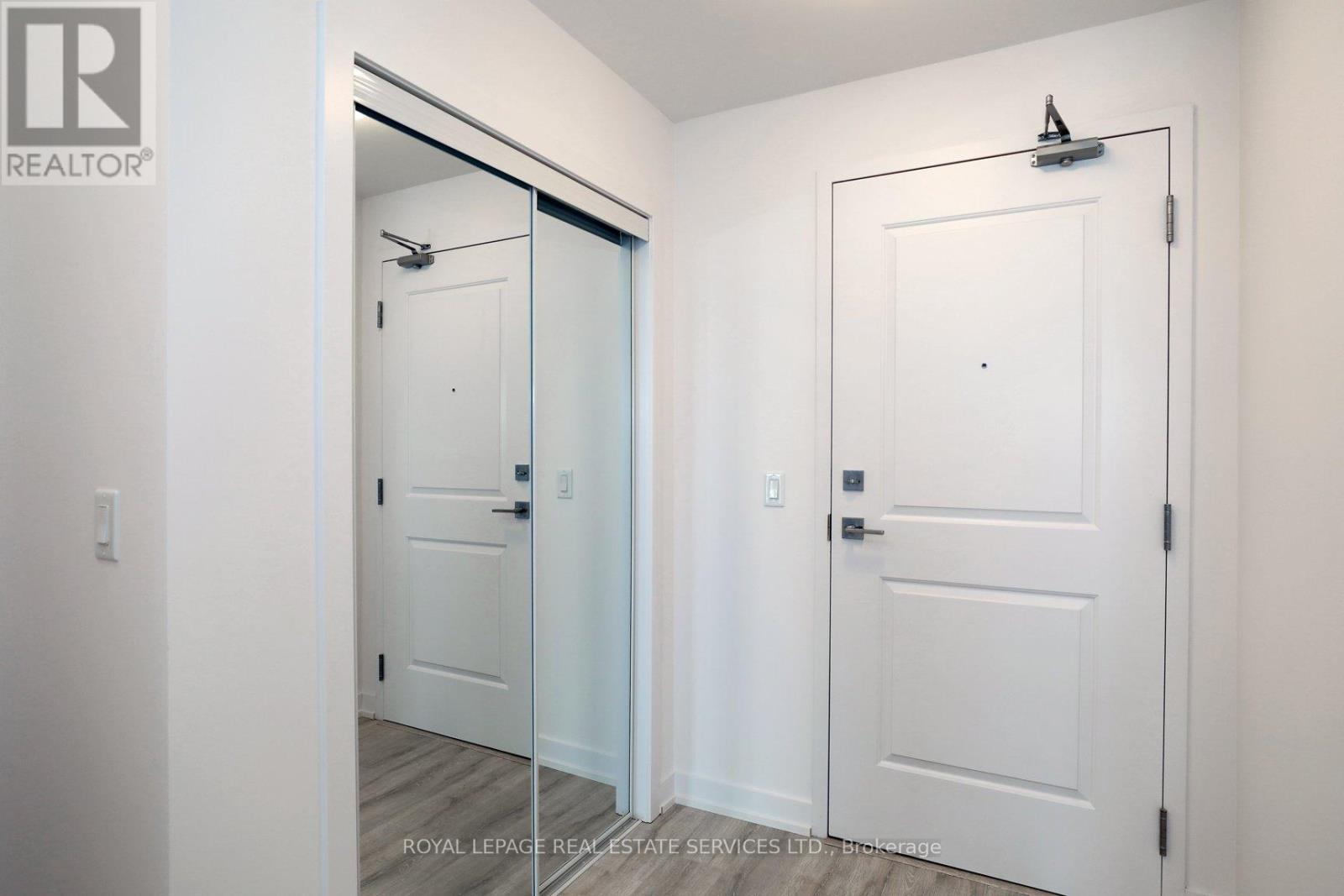 809 - 2486 Old Bronte Road, Oakville, Ontario  L6M 4J2 - Photo 7 - W12141574