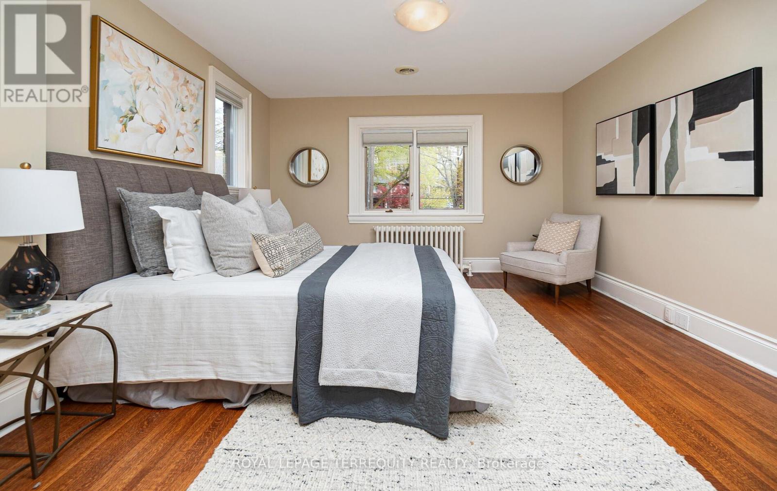504 Riverside Drive, Toronto, Ontario  M6S 4B5 - Photo 16 - W12141575