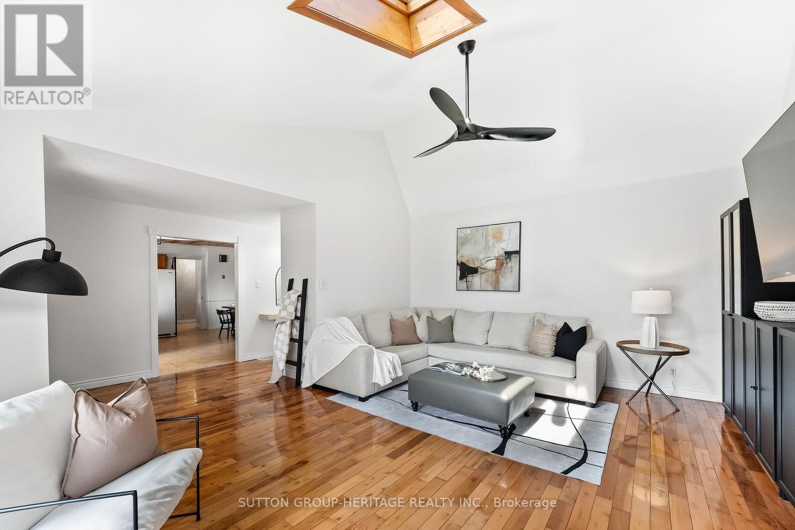 58 Muskie Drive, Kawartha Lakes, Ontario  K0M 2C0 - Photo 6 - X12102573