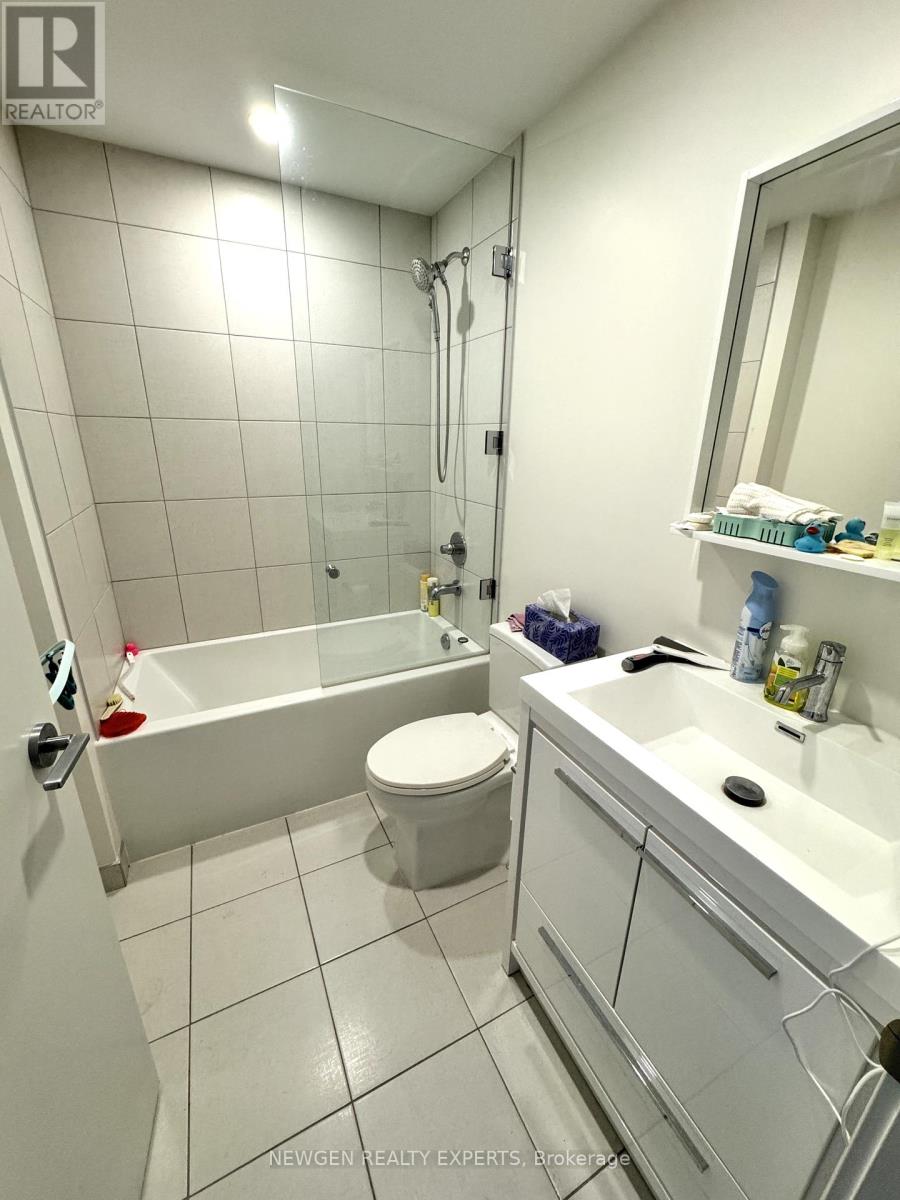 1220 - 212 King William Street, Hamilton, Ontario L8R 0A7 - Photo 9 - X12124908