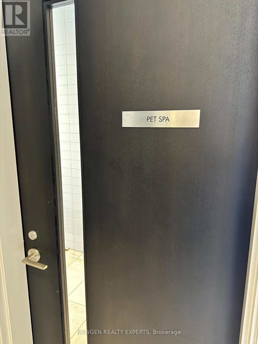 1220 - 212 King William Street, Hamilton, Ontario L8R 0A7 - Photo 21 - X12124908