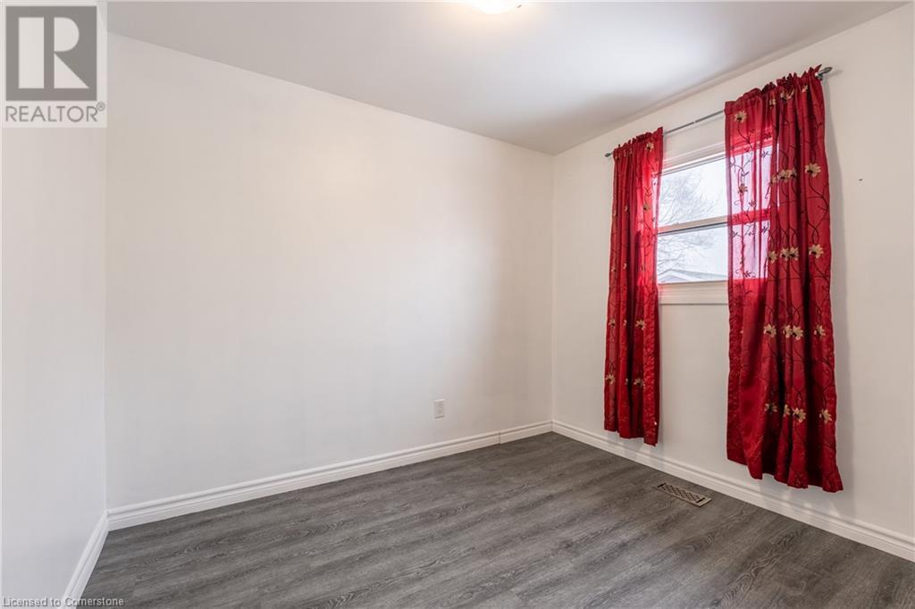 101 East 24th Street, Hamilton, Ontario  L8V 2X9 - Photo 12 - 40723009