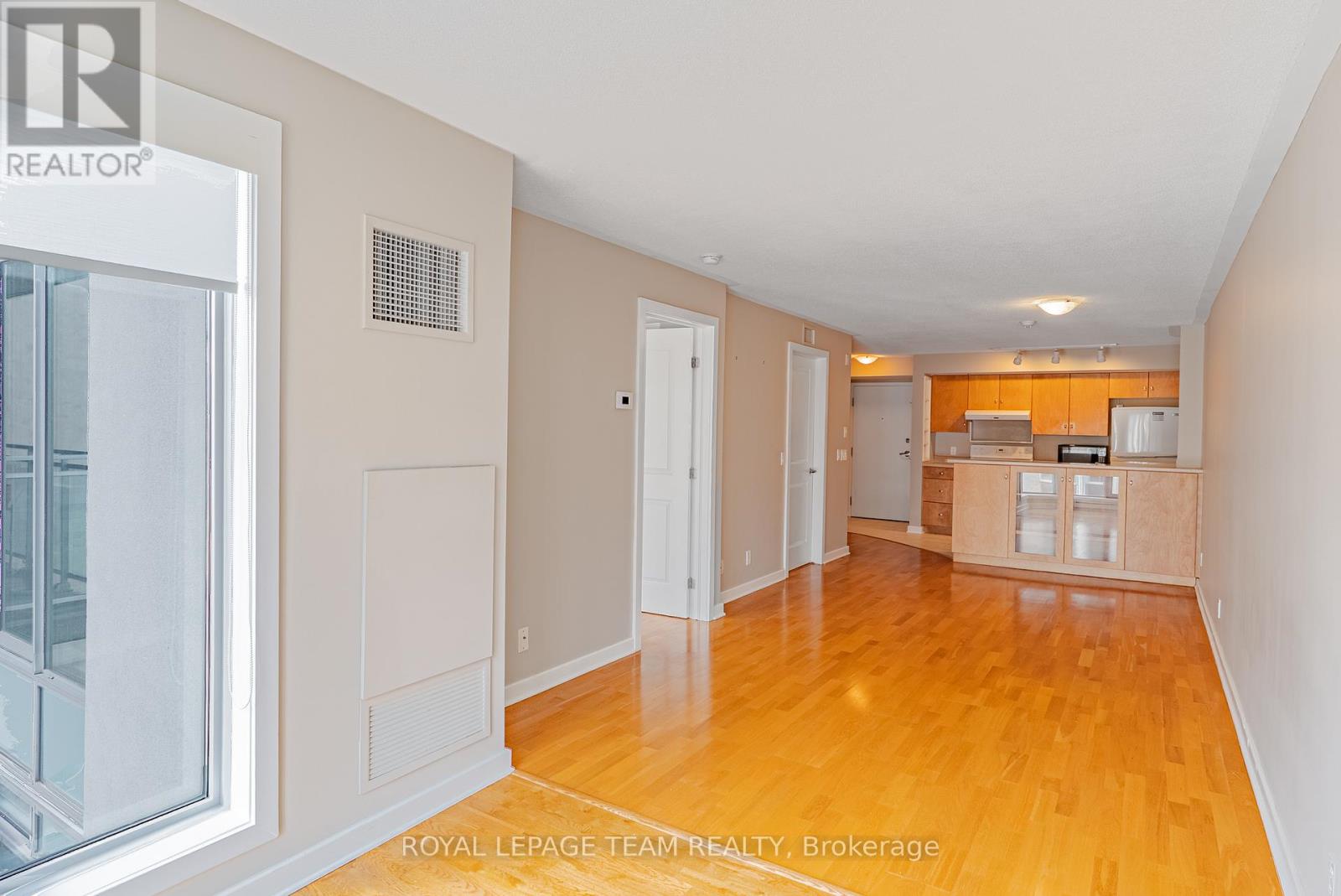 804 - 138 Somerset Street W, Ottawa, Ontario  K2P 0A3 - Photo 18 - X12132122