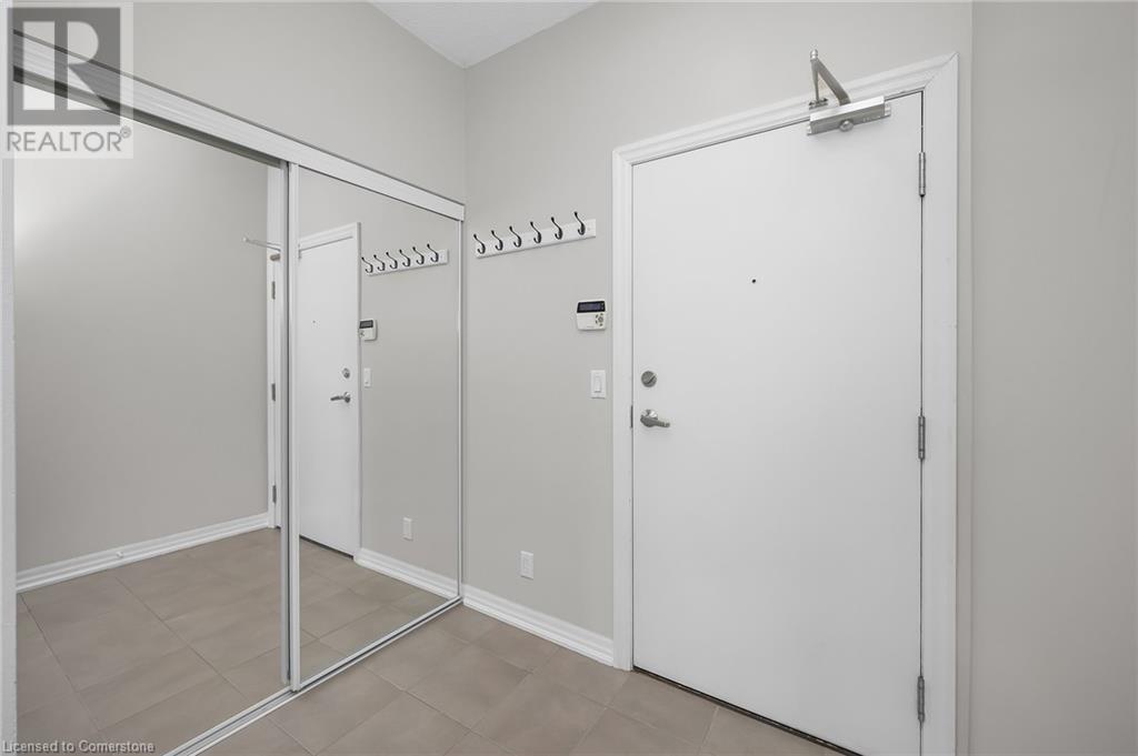 1940 Ironstone Drive Unit# 219, Burlington, Ontario  L7L 0E4 - Photo 9 - 40726348