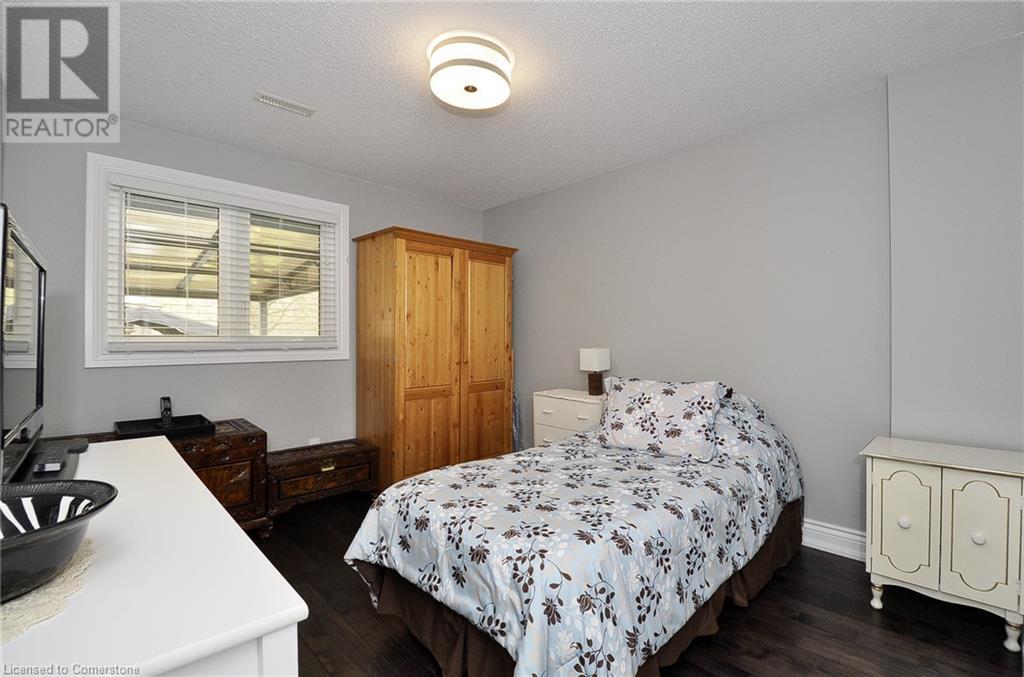 3 Maxwell Drive, Kitchener, Ontario  N2R 1A3 - Photo 29 - 40723441