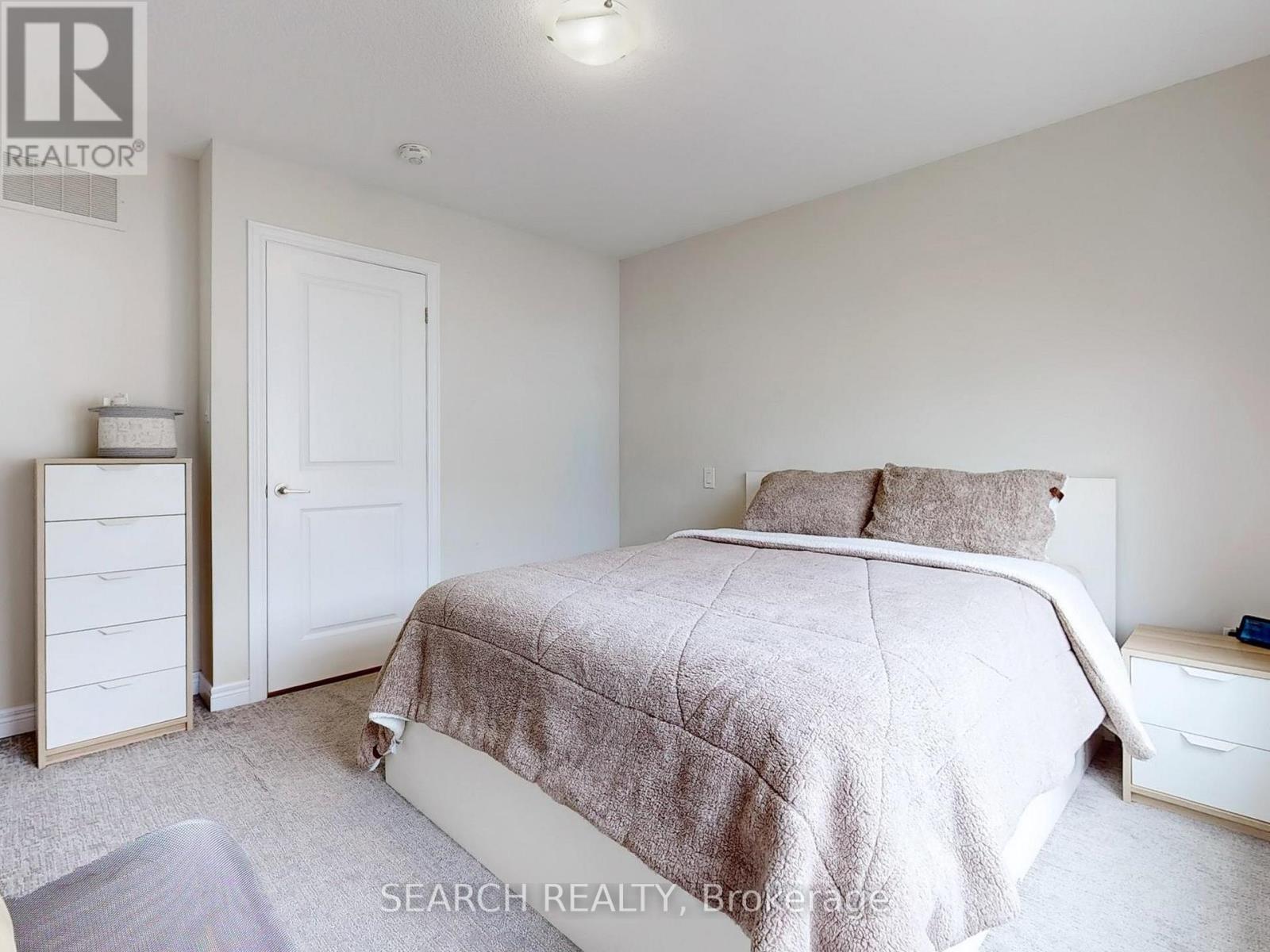 10 Snowberry Lane E, Hamilton (Vincent), Ontario  L8K 0A4 - Photo 20 - X12141368