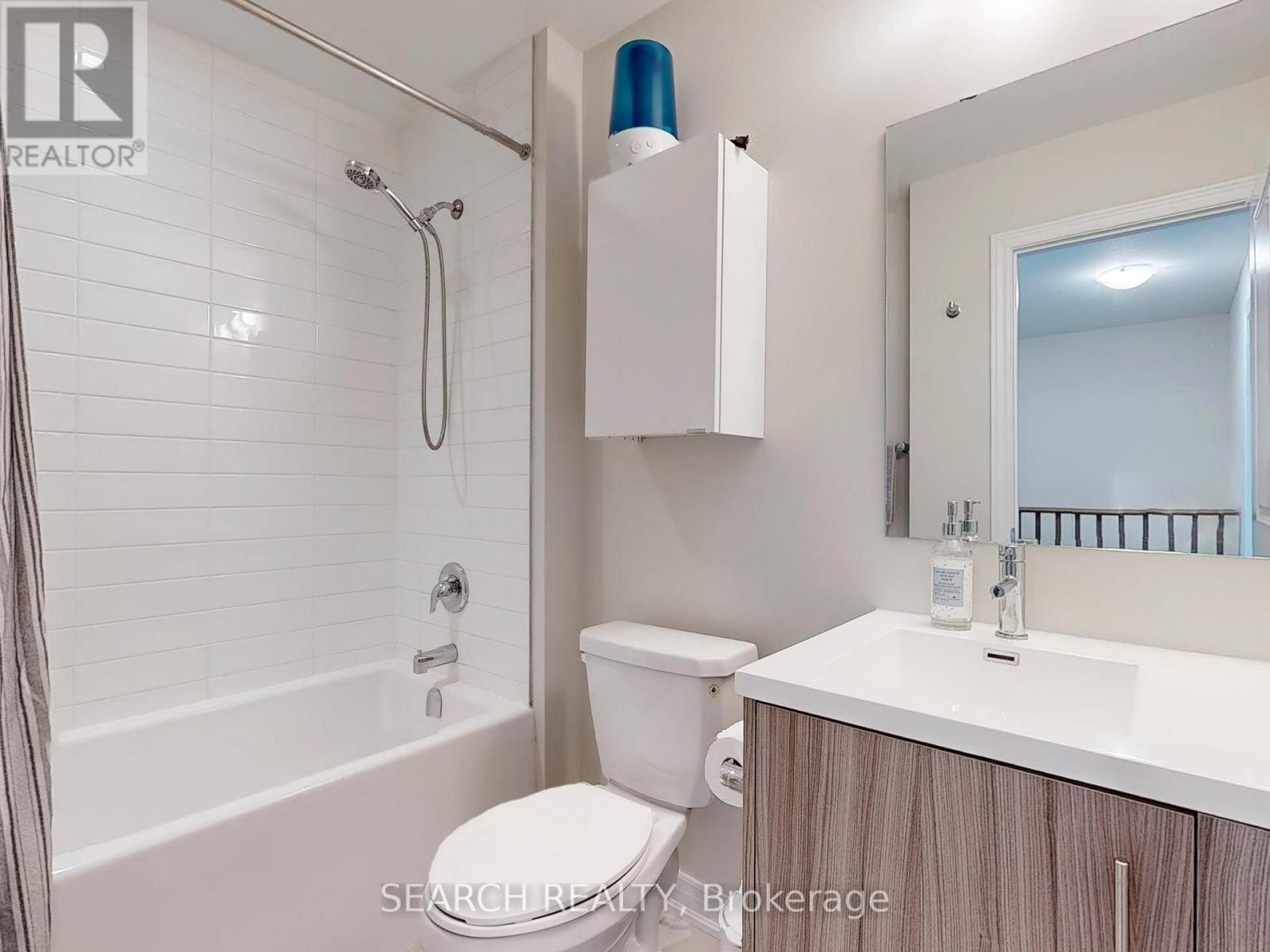 10 Snowberry Lane E, Hamilton (Vincent), Ontario  L8K 0A4 - Photo 27 - X12141368