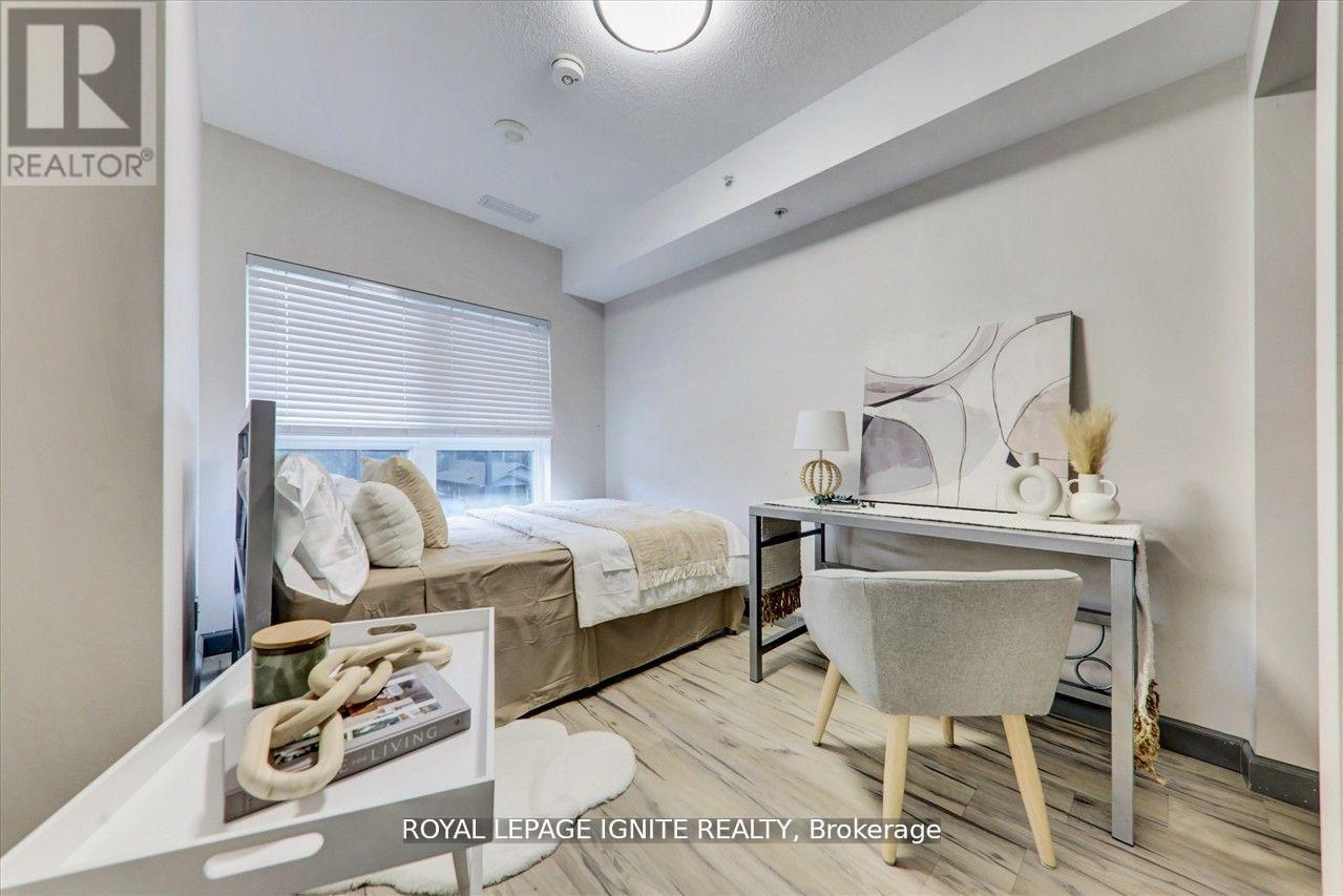 139 - 258a Sunview Street, Waterloo, Ontario  N2L 0H6 - Photo 13 - X12141371