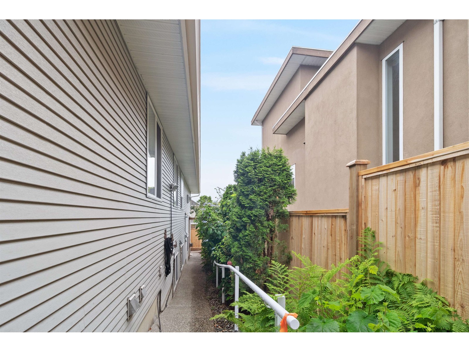 14968 68 AVENUE, Surrey real estate listing R2924833 for sale