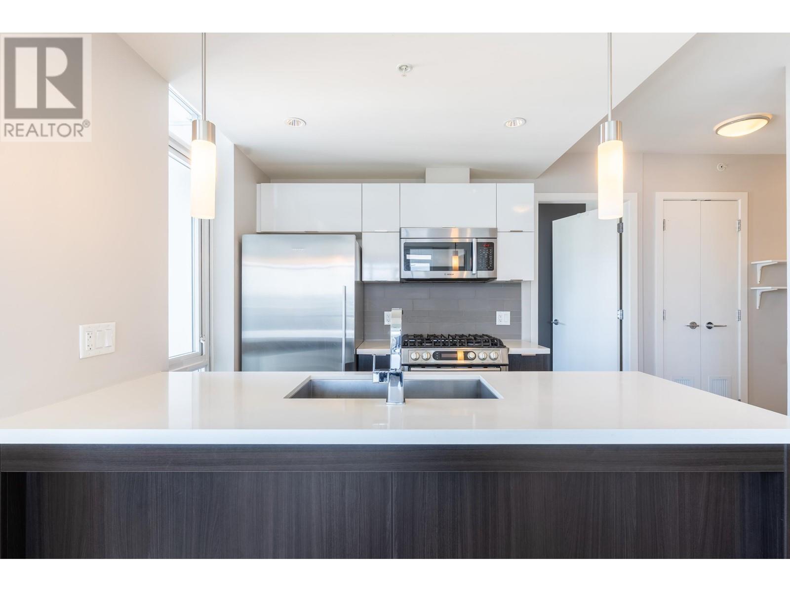 1702 1775 Quebec Street, Vancouver, British Columbia  V5T 0E3 - Photo 8 - R3000985