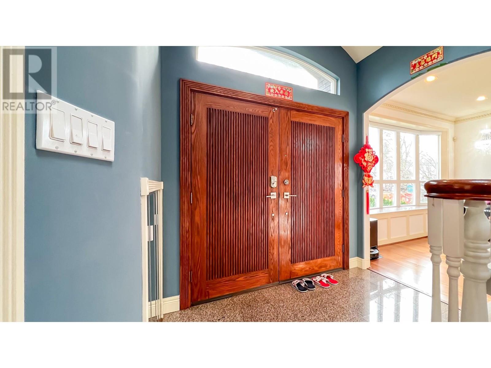 Property at 2813 W 21ST AVENUE image 4