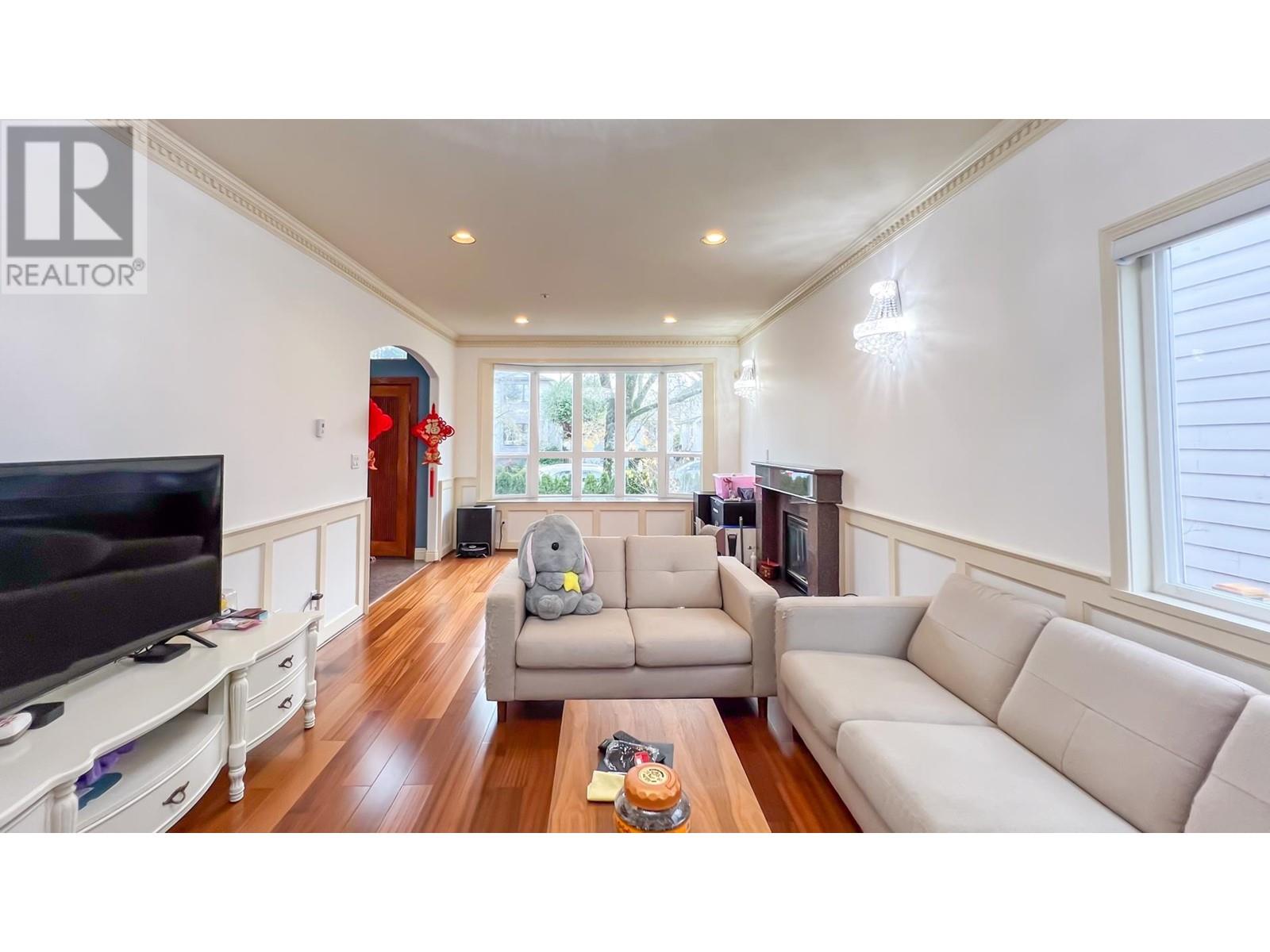 Listing Picture 6 of 40 : 2813 W 21ST AVENUE, Vancouver / 溫哥華 - 魯藝地產 Yvonne Lu Group - MLS Medallion Club Member