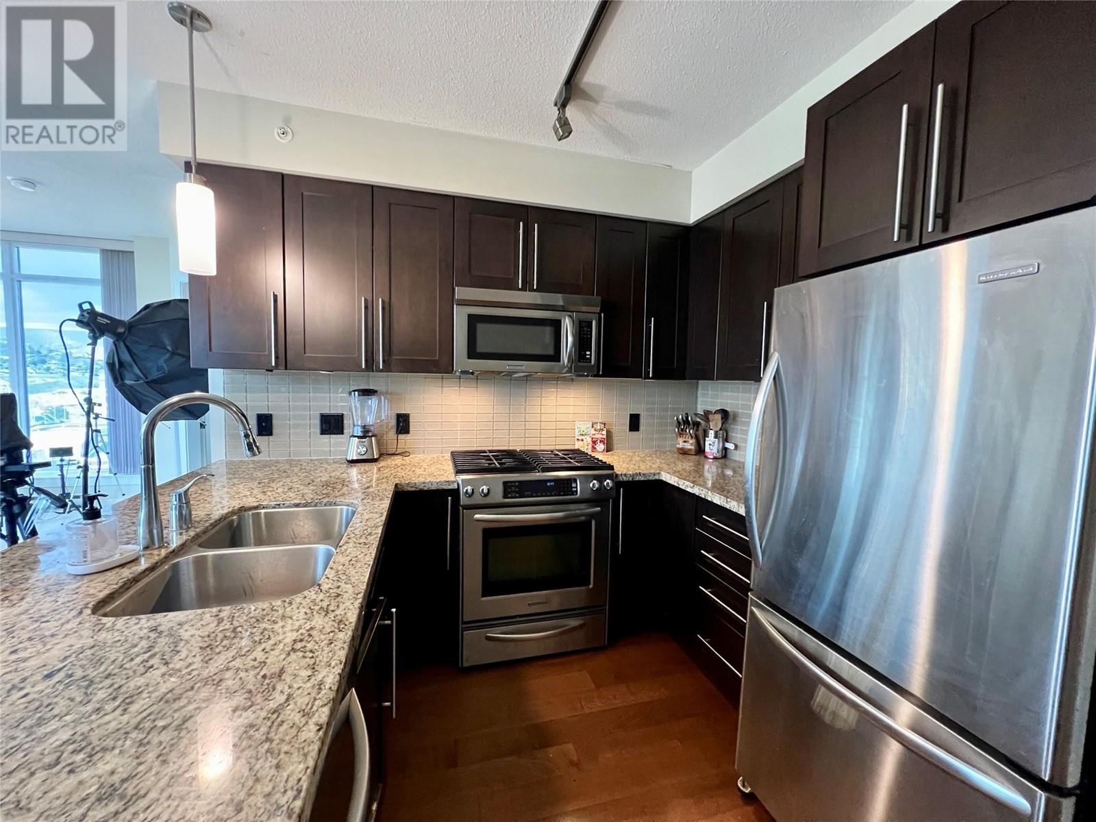 1075 Sunset Drive Unit# 1803, Kelowna, British Columbia  V1Y 9Y9 - Photo 16 - 10346581