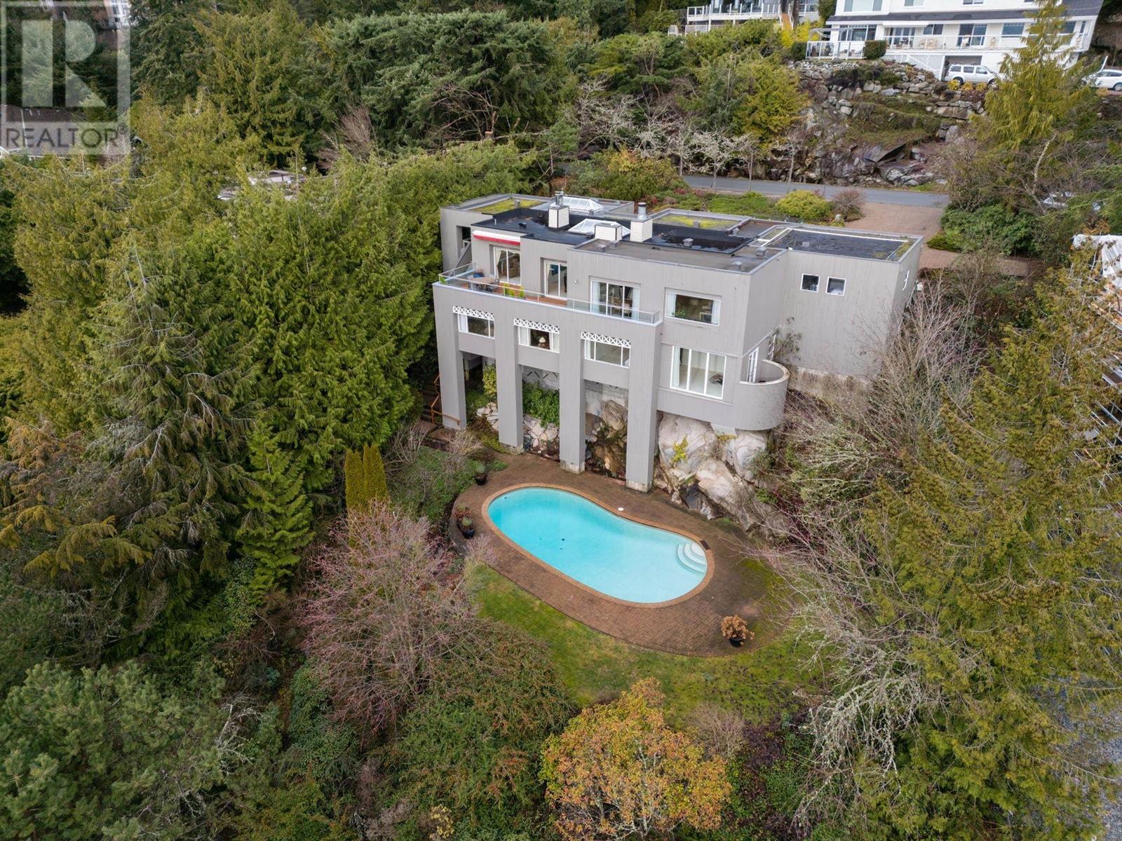 Property at 4655 WOODGREEN DRIVE image 4