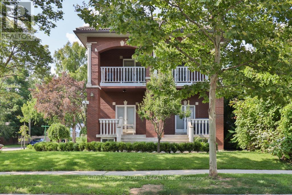 116 Goulding Avenue, Toronto, Ontario  M2M 1L4 - Photo 8 - C12141663