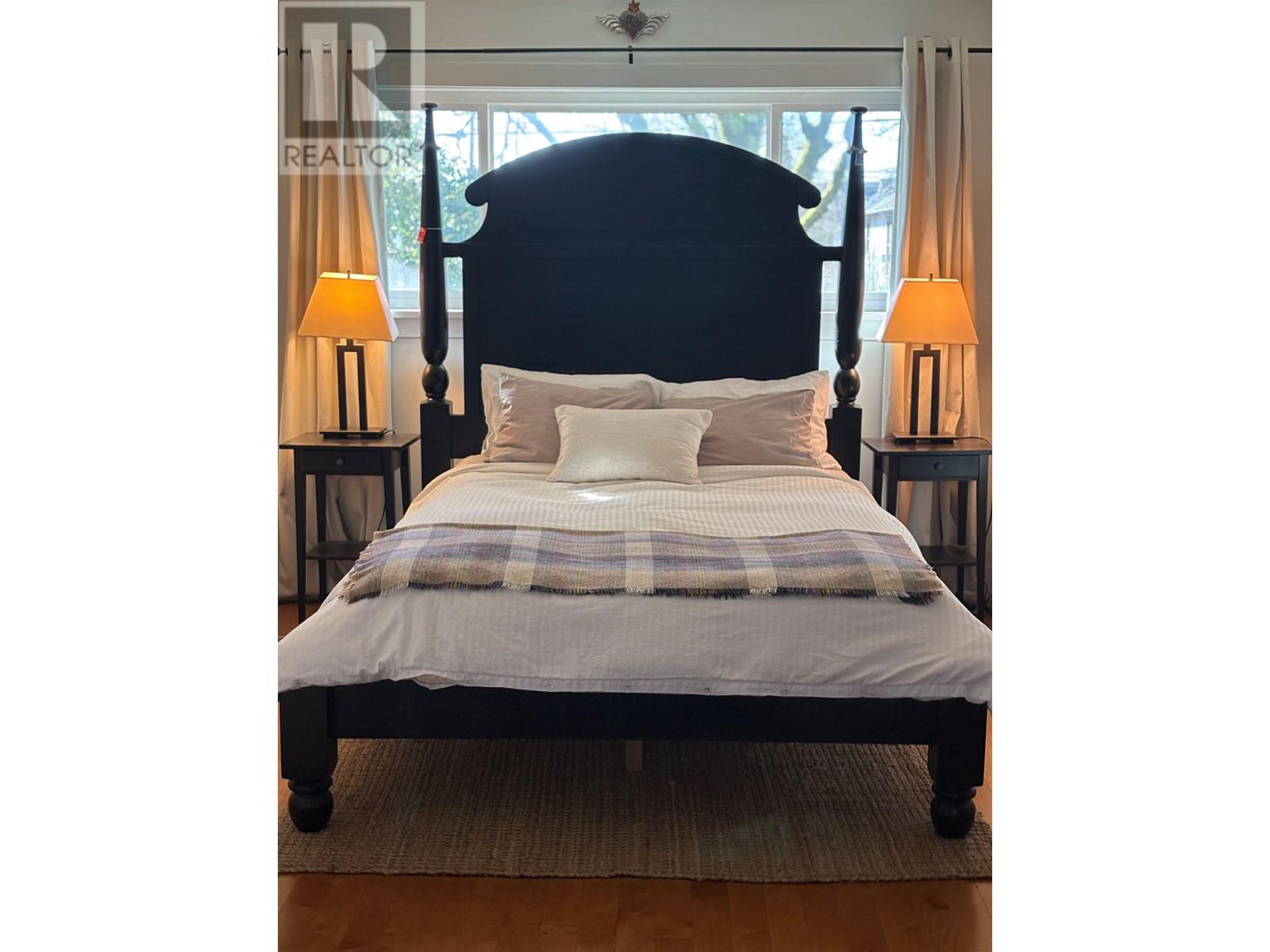 Listing Picture 10 of 39 : 1 1631 E 22ND AVENUE, Vancouver / 溫哥華 - 魯藝地產 Yvonne Lu Group - MLS Medallion Club Member