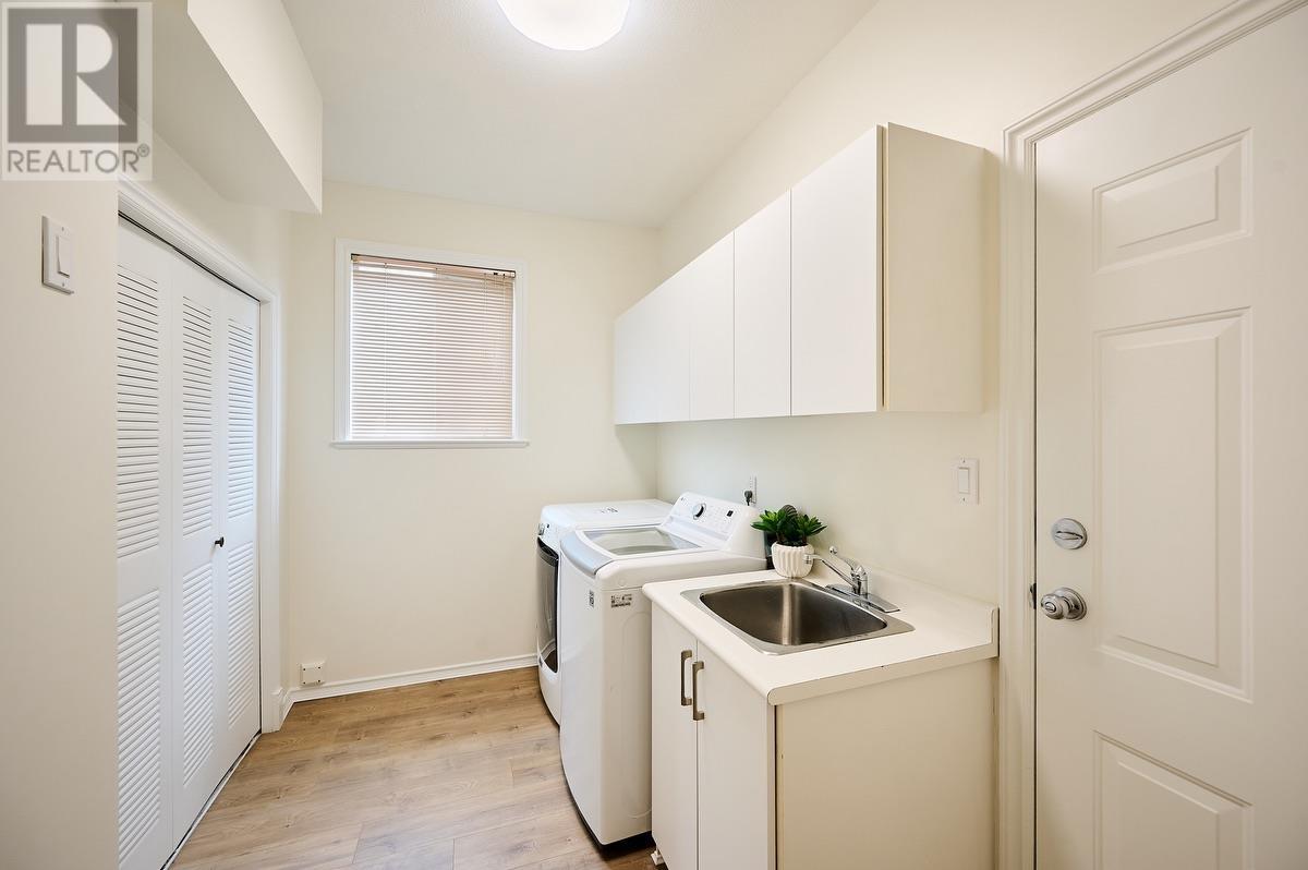 Listing Picture 15 of 30 : 5931 FORSYTH CRESCENT, Richmond / 烈治文 - 魯藝地產 Yvonne Lu Group - MLS Medallion Club Member