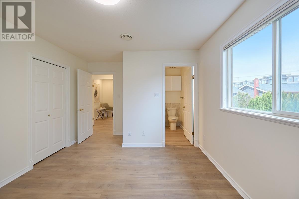 Listing Picture 26 of 30 : 5931 FORSYTH CRESCENT, Richmond / 烈治文 - 魯藝地產 Yvonne Lu Group - MLS Medallion Club Member