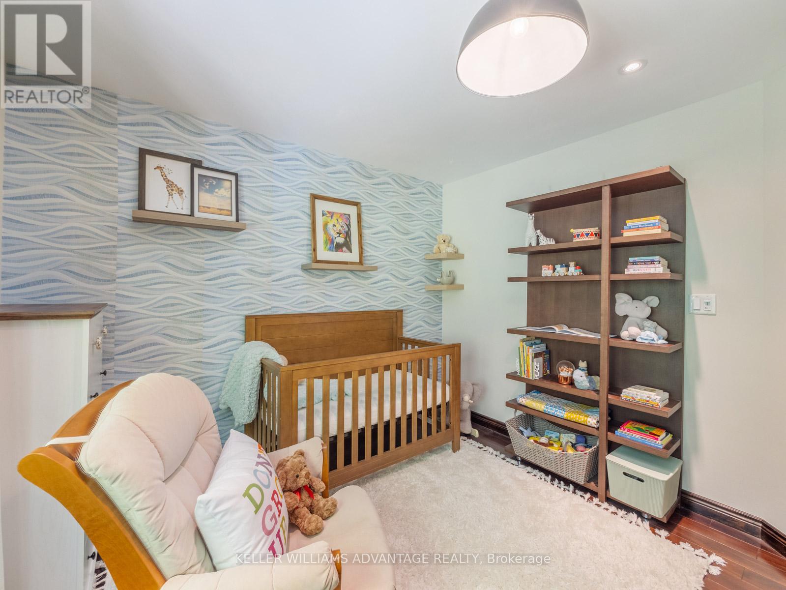 12 Glen Davis Crescent, Toronto, Ontario  M4E 1X5 - Photo 29 - E12141636