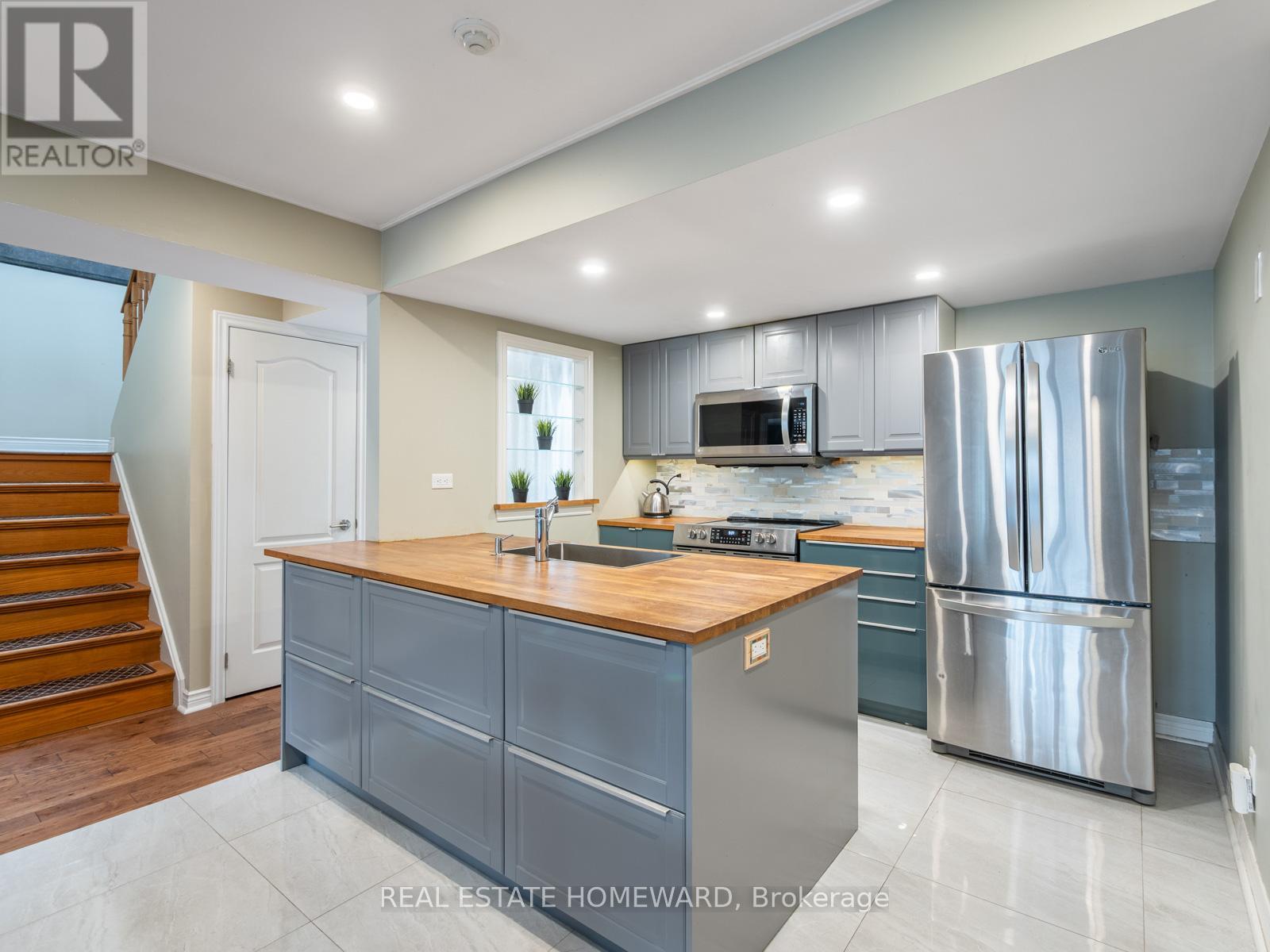 301 - 1941 Queen Street E, Toronto, Ontario  M4L 1H7 - Photo 6 - E12141669
