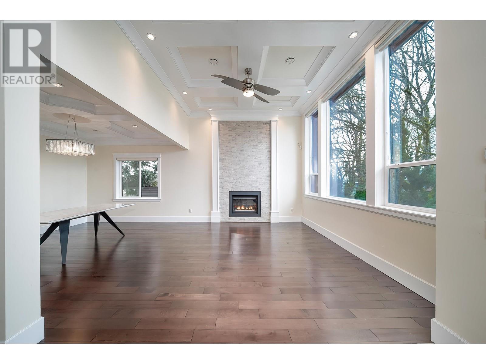 Property at 3832 KINCAID STREET image 4