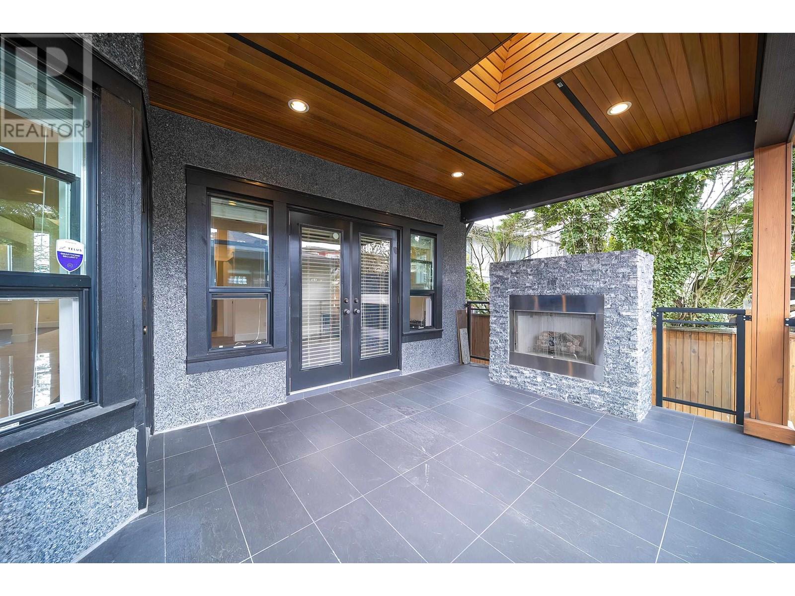 Listing Picture 34 of 40 : 3832 KINCAID STREET, Burnaby / 本拿比 - 魯藝地產 Yvonne Lu Group - MLS Medallion Club Member
