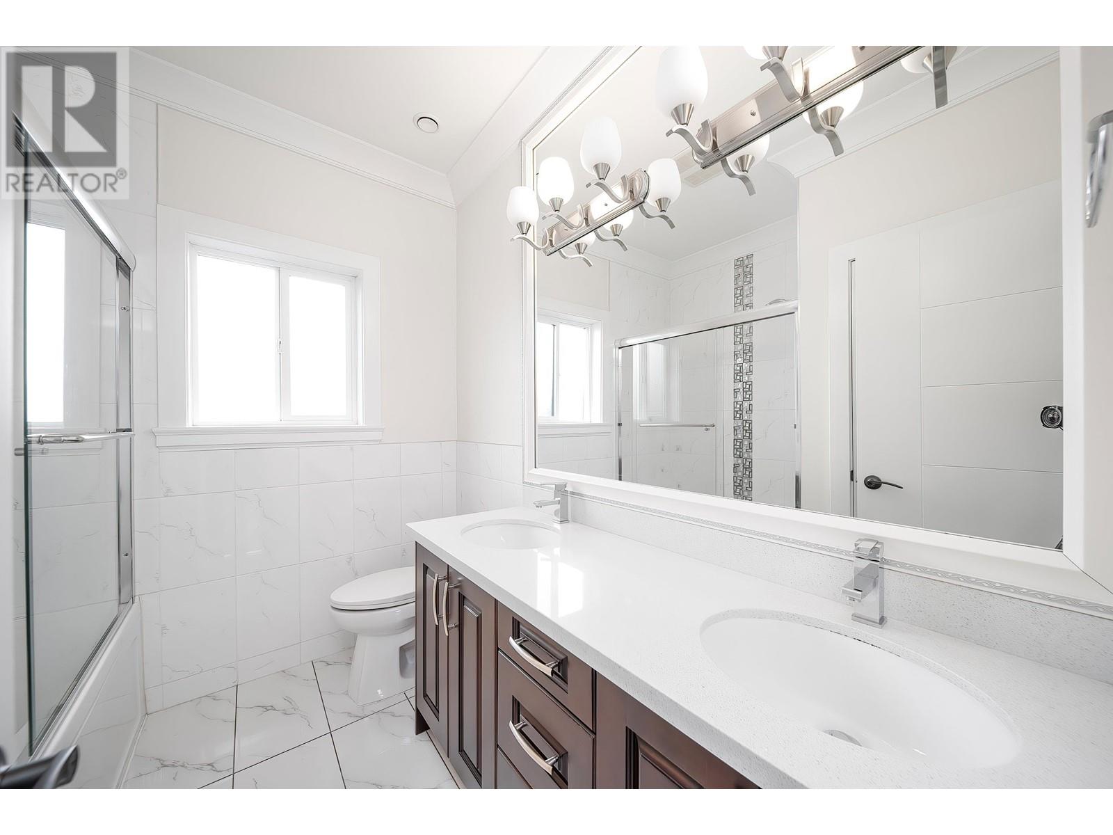 Listing Picture 22 of 40 : 3832 KINCAID STREET, Burnaby / 本拿比 - 魯藝地產 Yvonne Lu Group - MLS Medallion Club Member