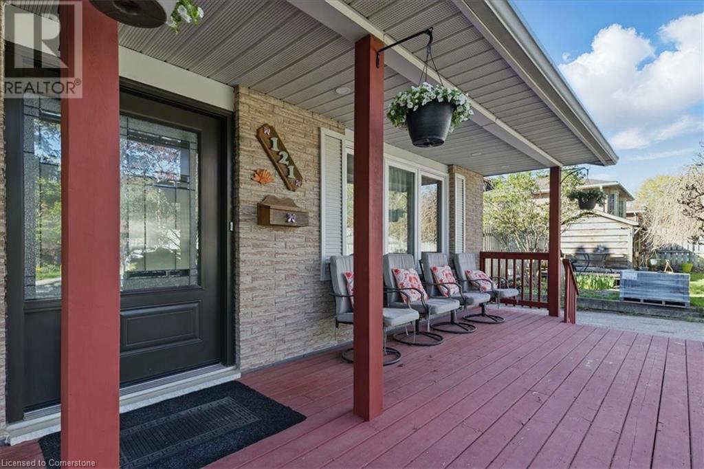 Property at 121 MELITA Street image 3