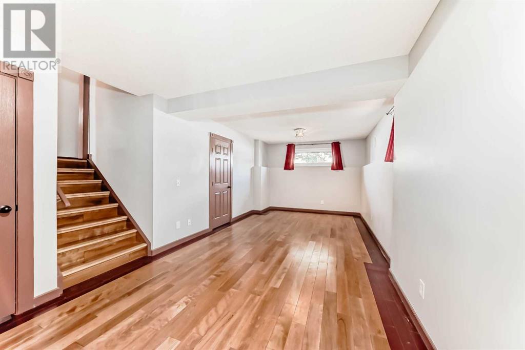 229 Sandarac Drive Nw, Calgary, Alberta  T3K 3W8 - Photo 29 - A2212633