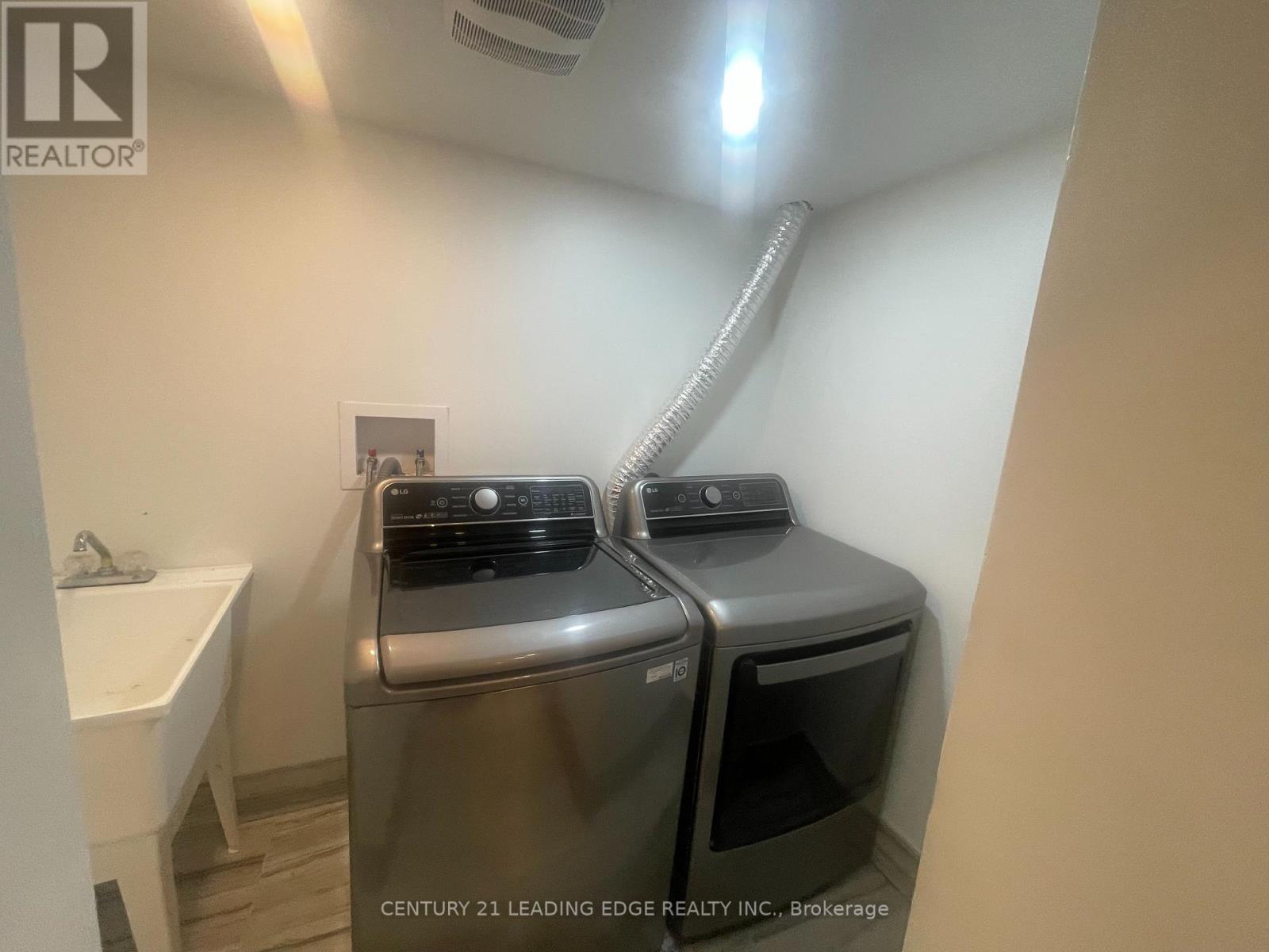 72 Pelee Avenue, Vaughan, Ontario  L4H 3N5 - Photo 10 - N12141703