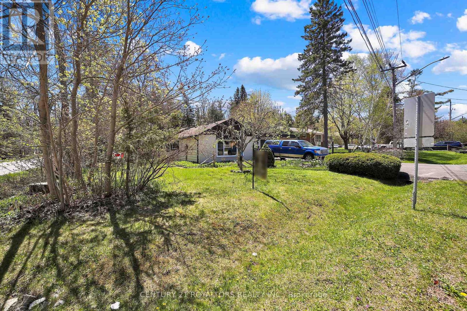 Property at 807 JOSEPH STREET image 3