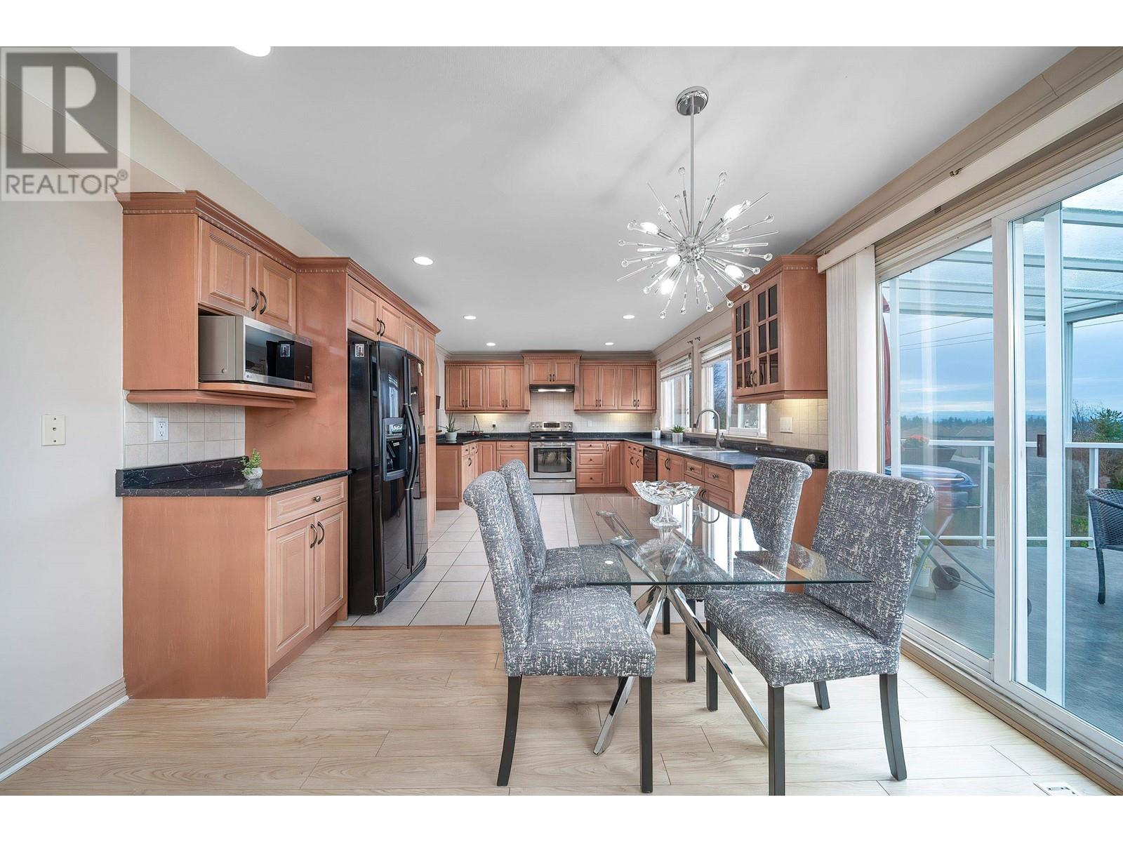 3080 Waddington Place, Coquitlam, British Columbia  V3E 2Y9 - Photo 15 - R2981616