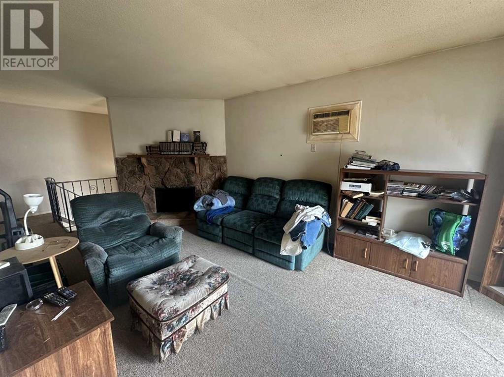 1-4, 605 12 Avenue, Hanna, Alberta  T0J 1P0 - Photo 7 - A2220252