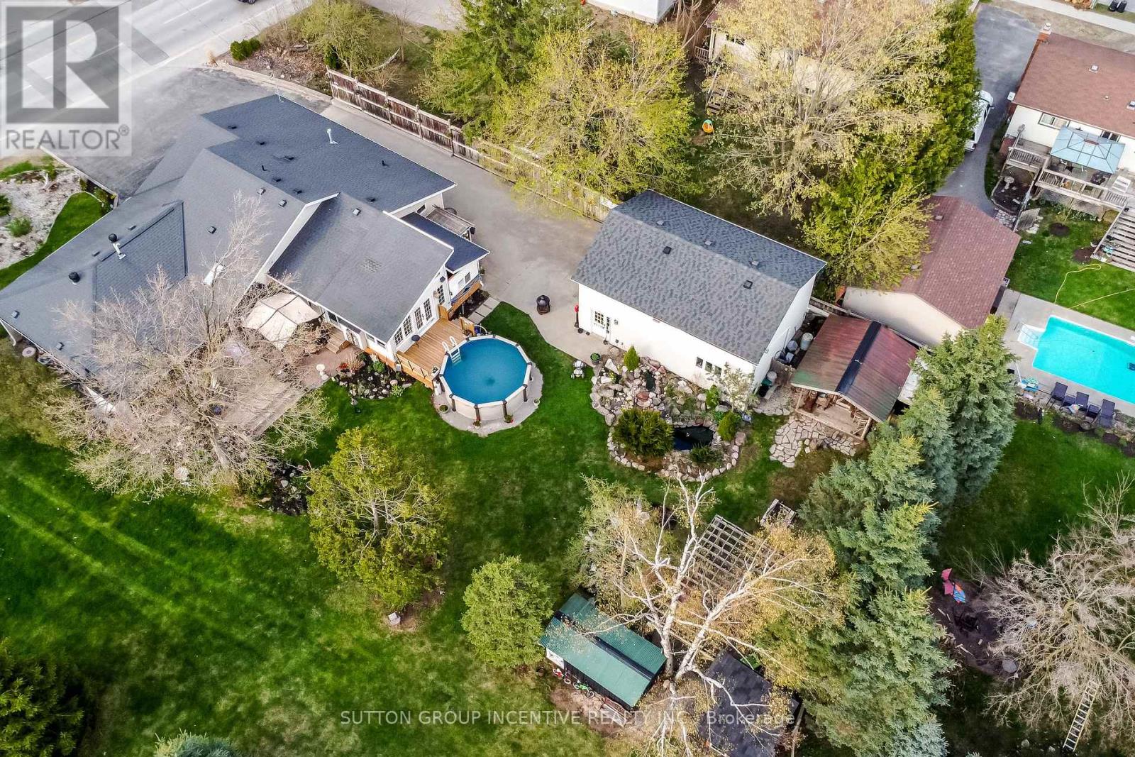287 Edgehill Drive, Barrie, Ontario  L4N 9X5 - Photo 4 - S12141589