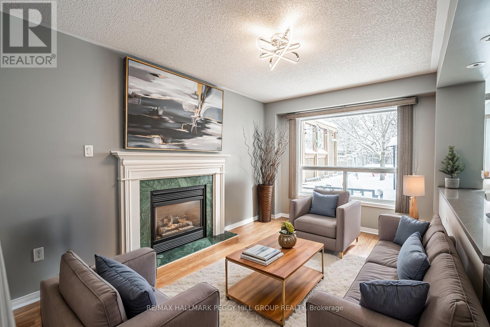 56 Draper Crescent, Barrie, Ontario  L4N 6B1 - Photo 6 - S12141678