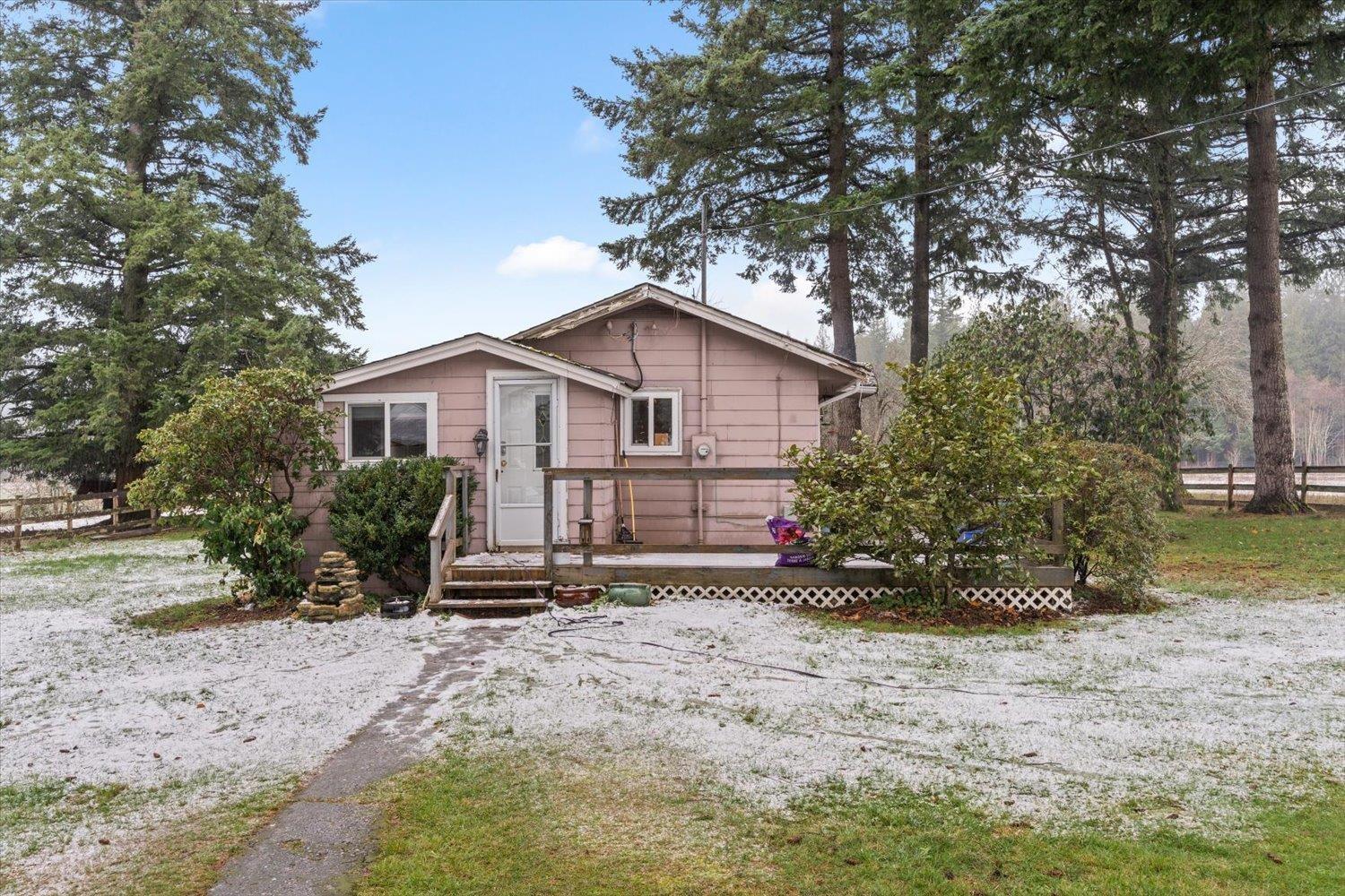 238 Maple Falls Road, Columbia Valley, Cultus Lake, British Columbia  V2R 4X6 - Photo 5 - R3001034