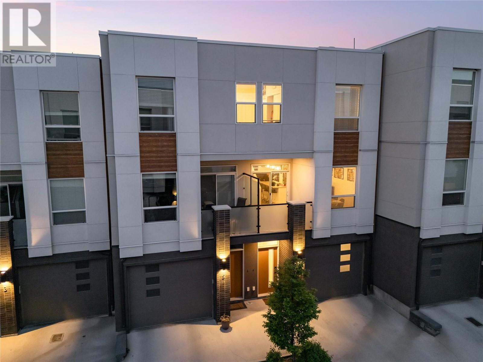 610 Academy Way Unit# 7, Kelowna, British Columbia  V1V 0E8 - Photo 3 - 10347328