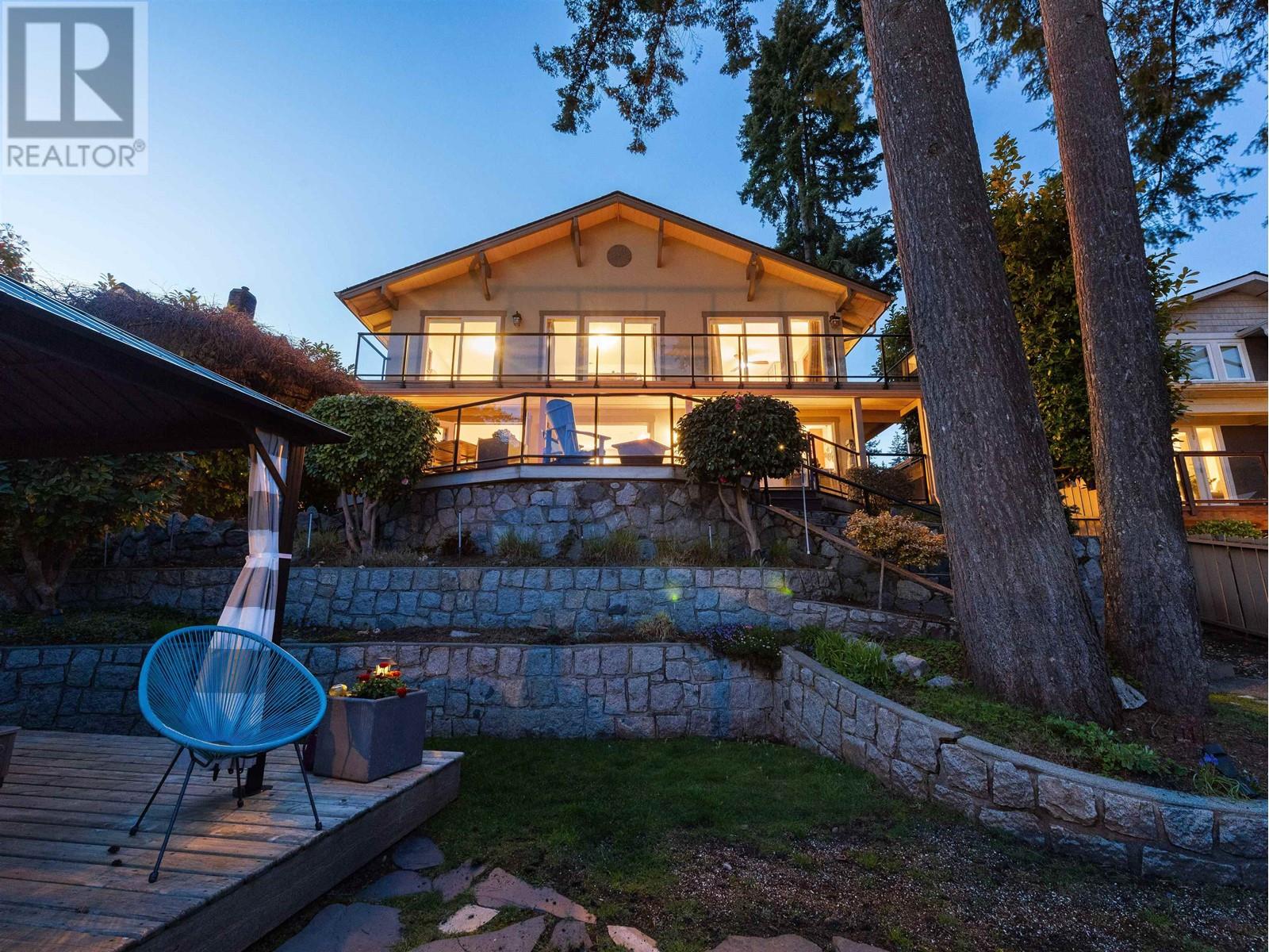 1144 W Keith Road, North Vancouver, British Columbia  V7P 1Y7 - Photo 5 - R2986864