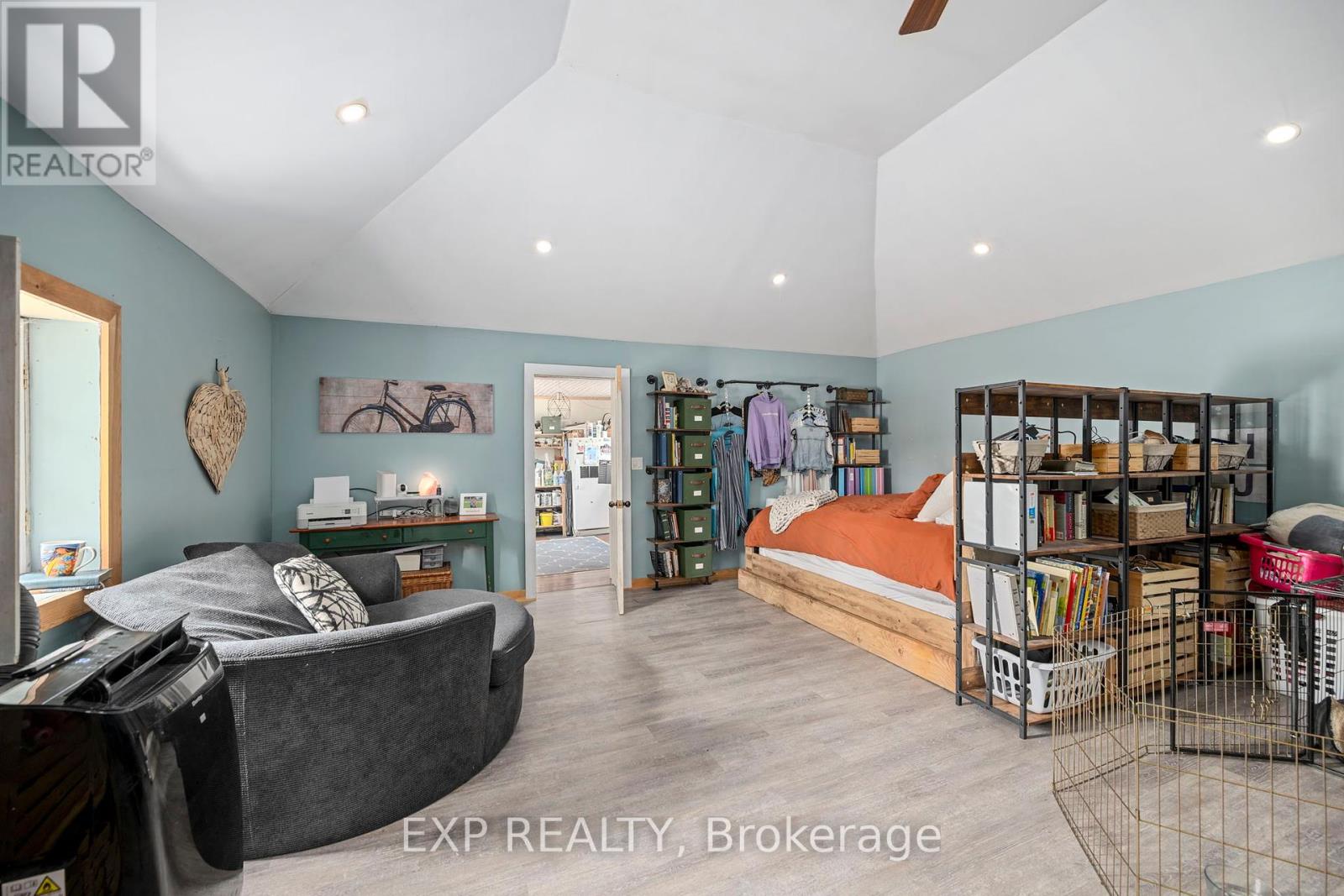 46330 South Street, Central Elgin, Ontario  N0L 2H0 - Photo 8 - X12131313