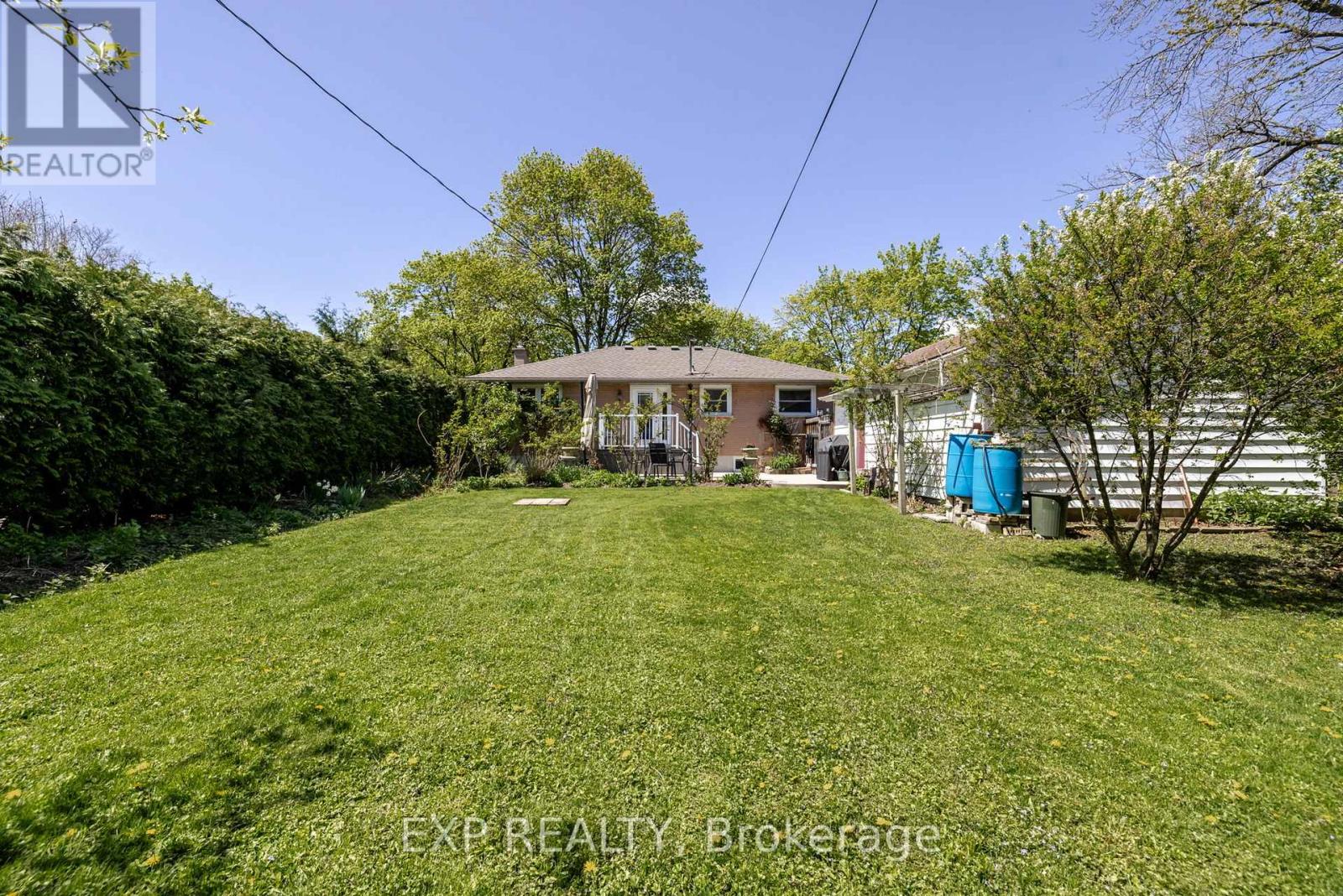 605 Ridgewood Crescent, London South, Ontario  N6J 3J1 - Photo 33 - X12141749