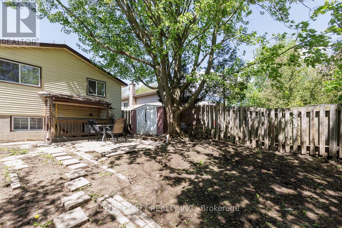 112 Ardsley Crescent, London North, Ontario  N6G 3W7 - Photo 27 - X12141771