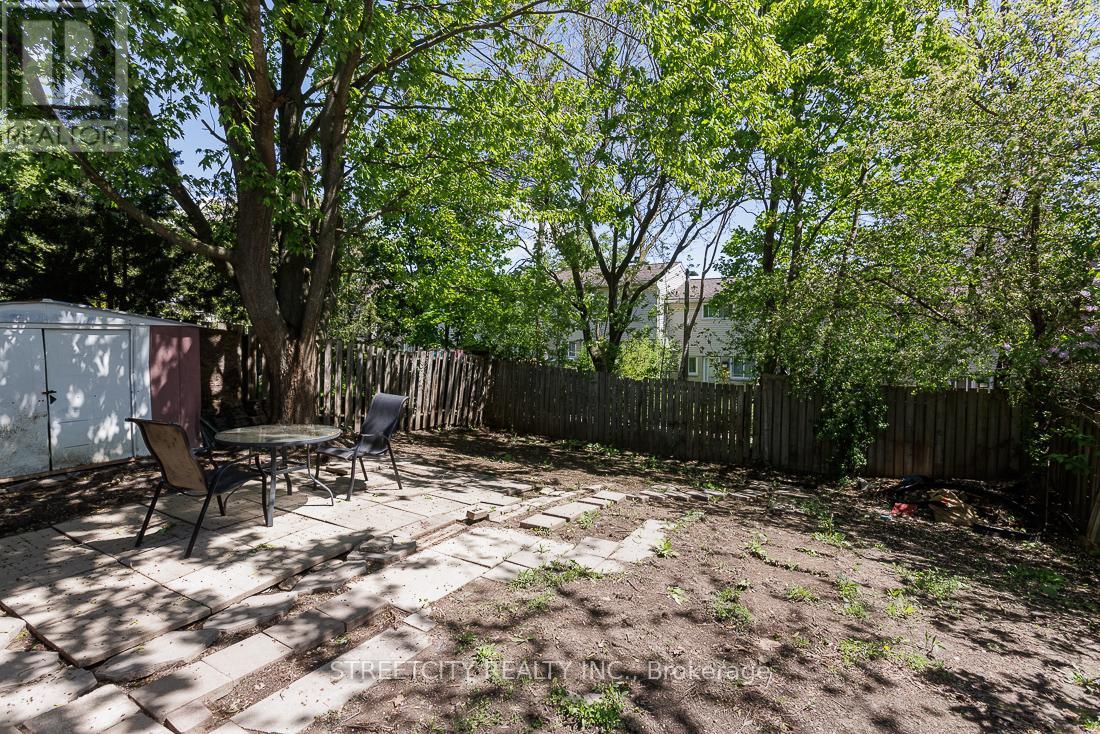 112 Ardsley Crescent, London North, Ontario  N6G 3W7 - Photo 30 - X12141771