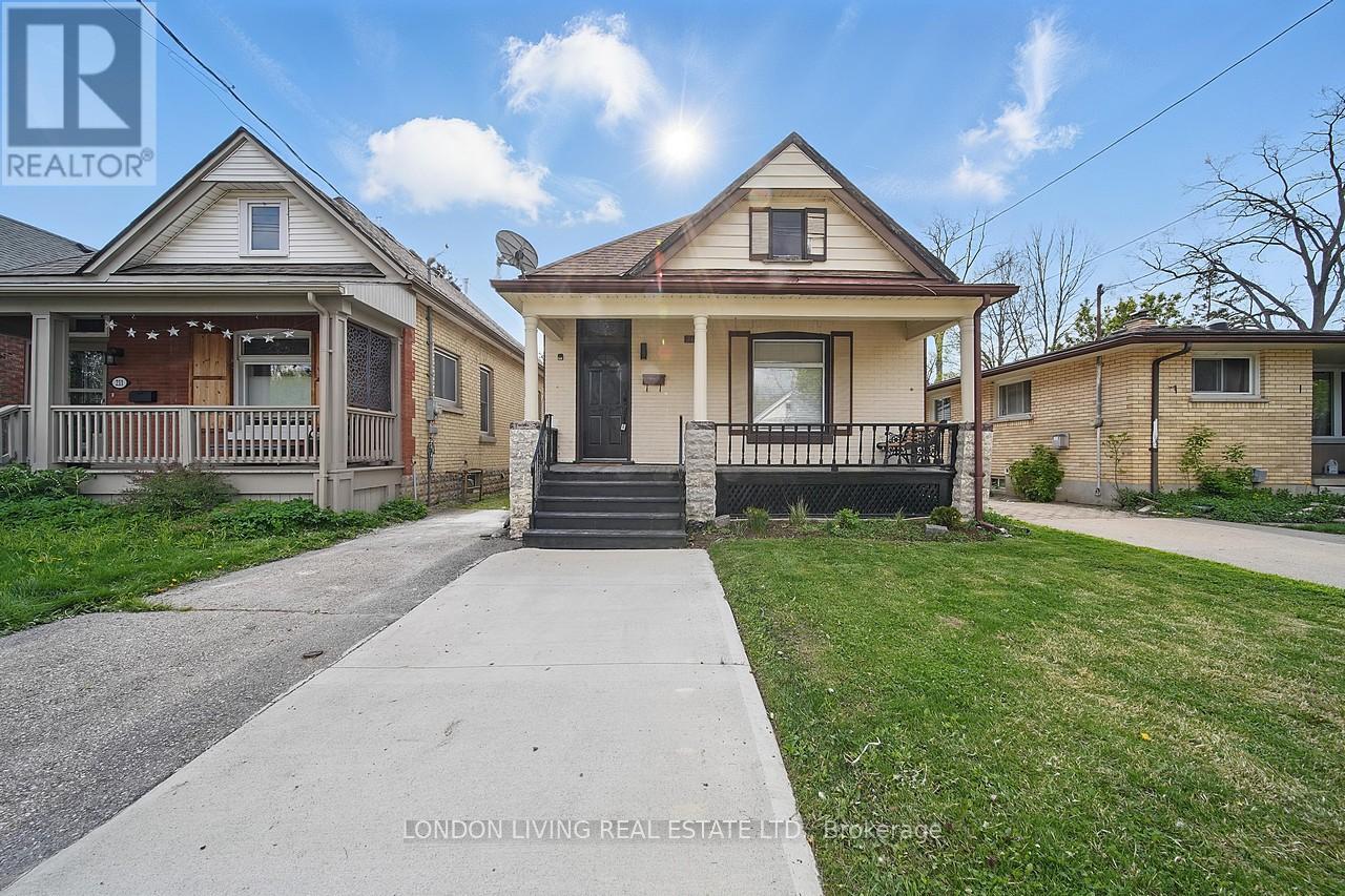 209 Cathcart Street, London South, Ontario  N6C 3M6 - Photo 1 - X12141808