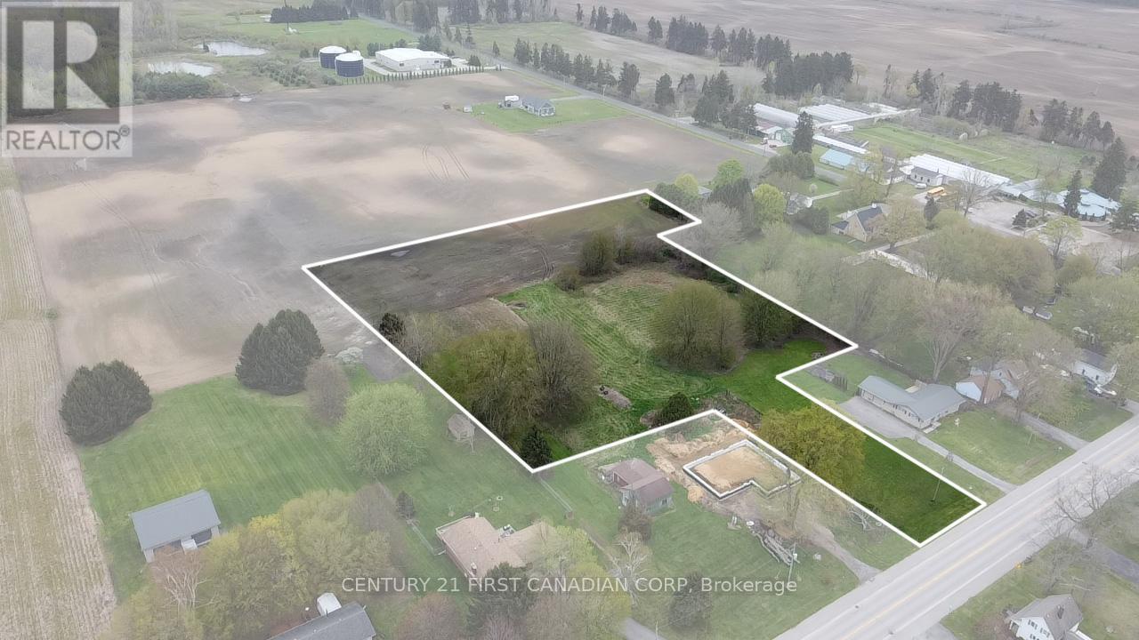 25349 Talbot Line, West Elgin, Ontario  N0L 2P0 - Photo 2 - X12141820