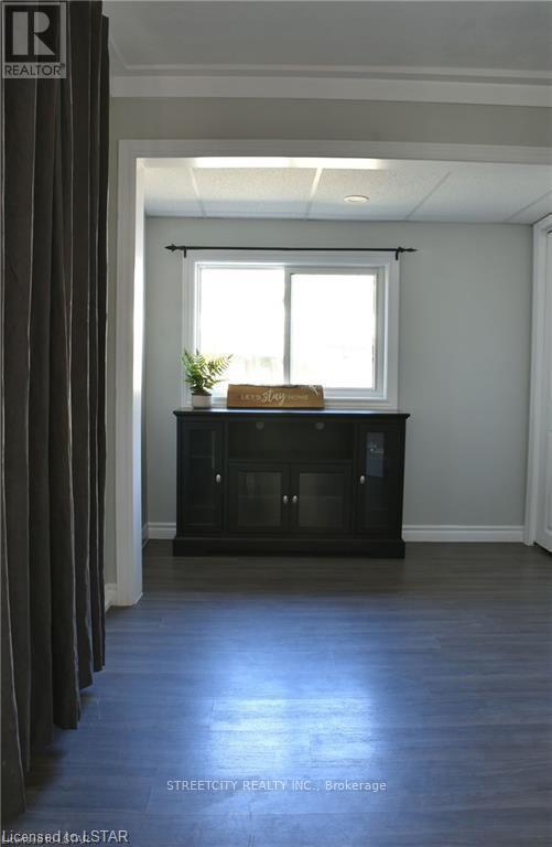 417 Tower Heights Drive, Central Elgin, Ontario  N5L 1G3 - Photo 8 - X12141848