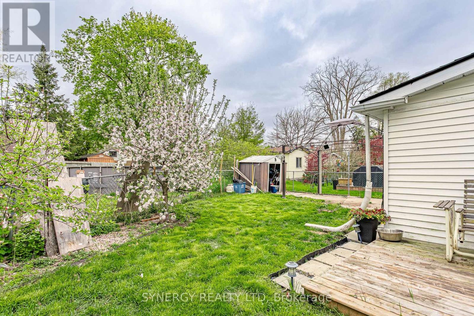 151 Wilkes Street, Brant, Ontario  N3T 4W4 - Photo 19 - X12141891