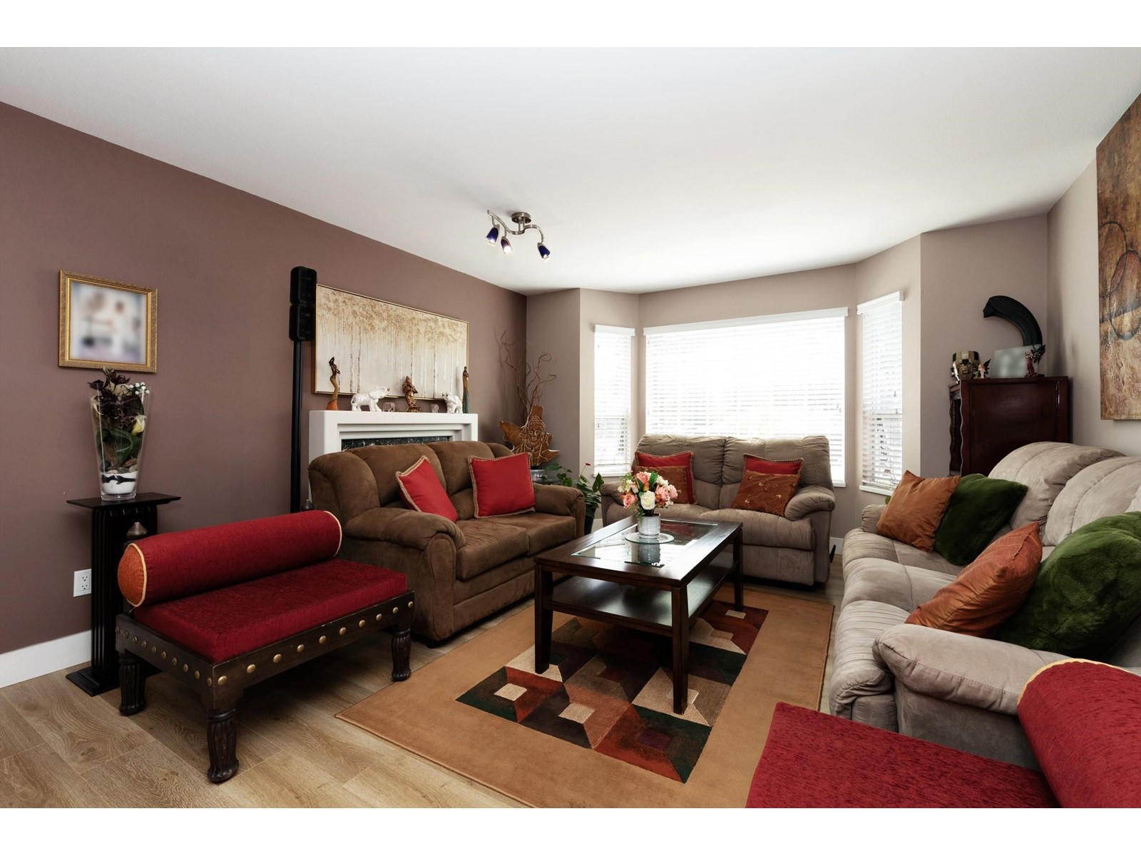 Property at 15327 111 AVENUE image 2
