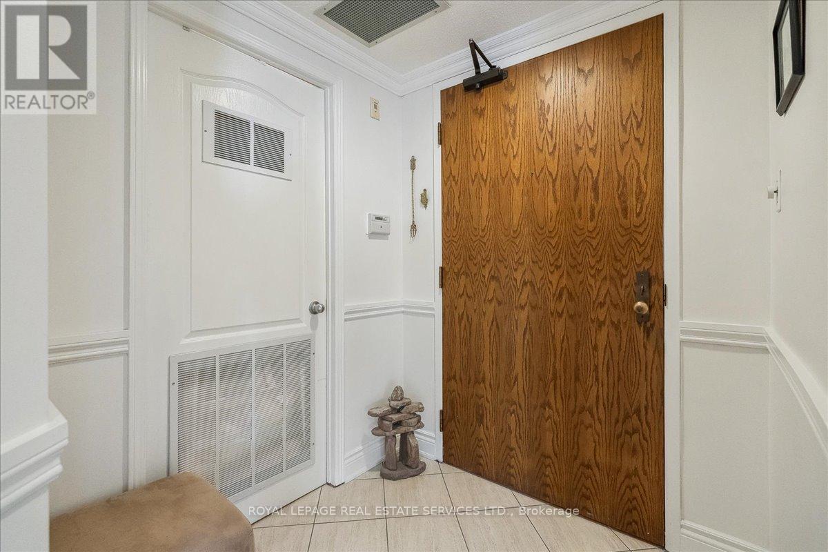 Property at 305 - 1901 PILGRIMS WAY image 5