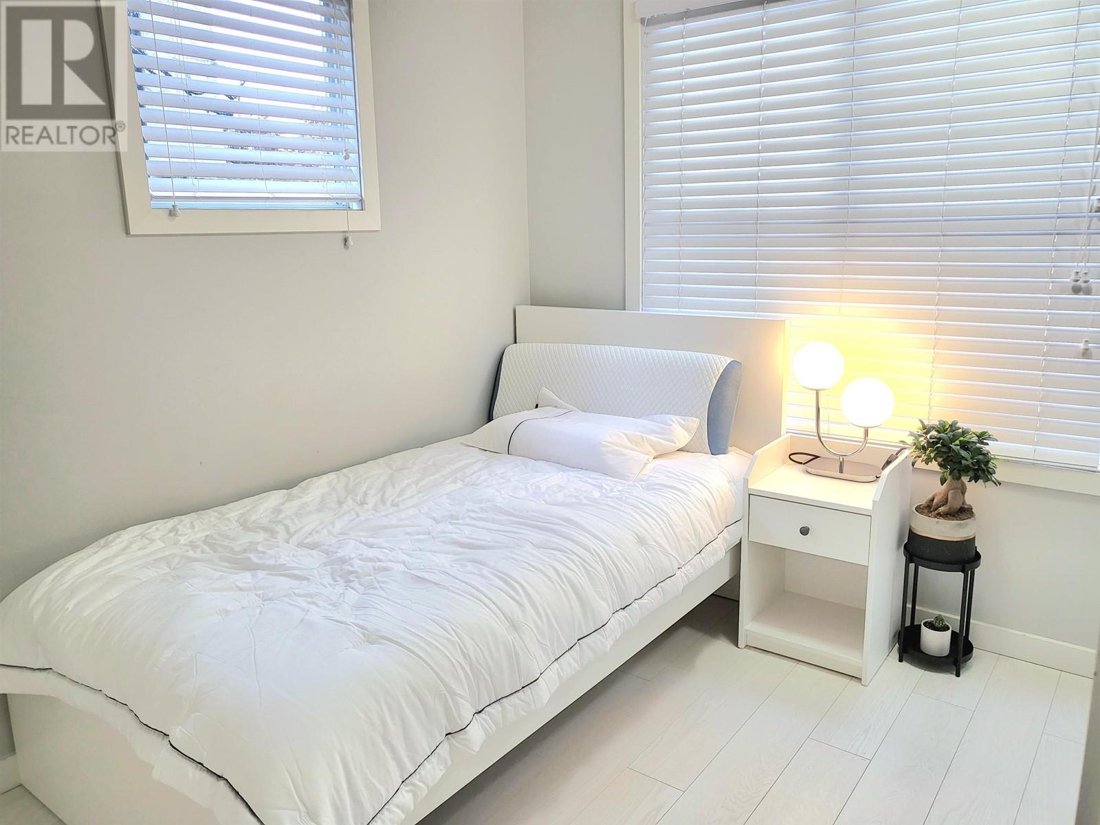 1588 E 41st Avenue, Vancouver, British Columbia  V5P 1K2 - Photo 13 - R2989295